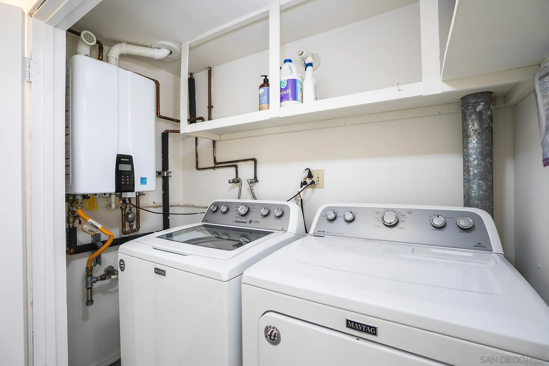 https://cdn.realtyfeed.com/cdn/127/260021813/47cde21d97457a9b9be55554e901260e.webp