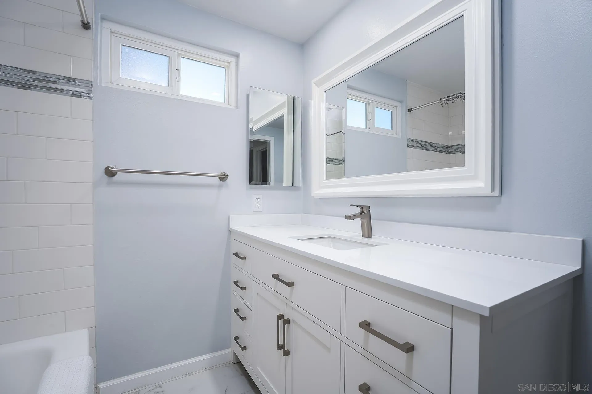 https://cdn.realtyfeed.com/cdn/127/260021813/7412d0aaeaa4144288a8f4f9ea81115e.webp