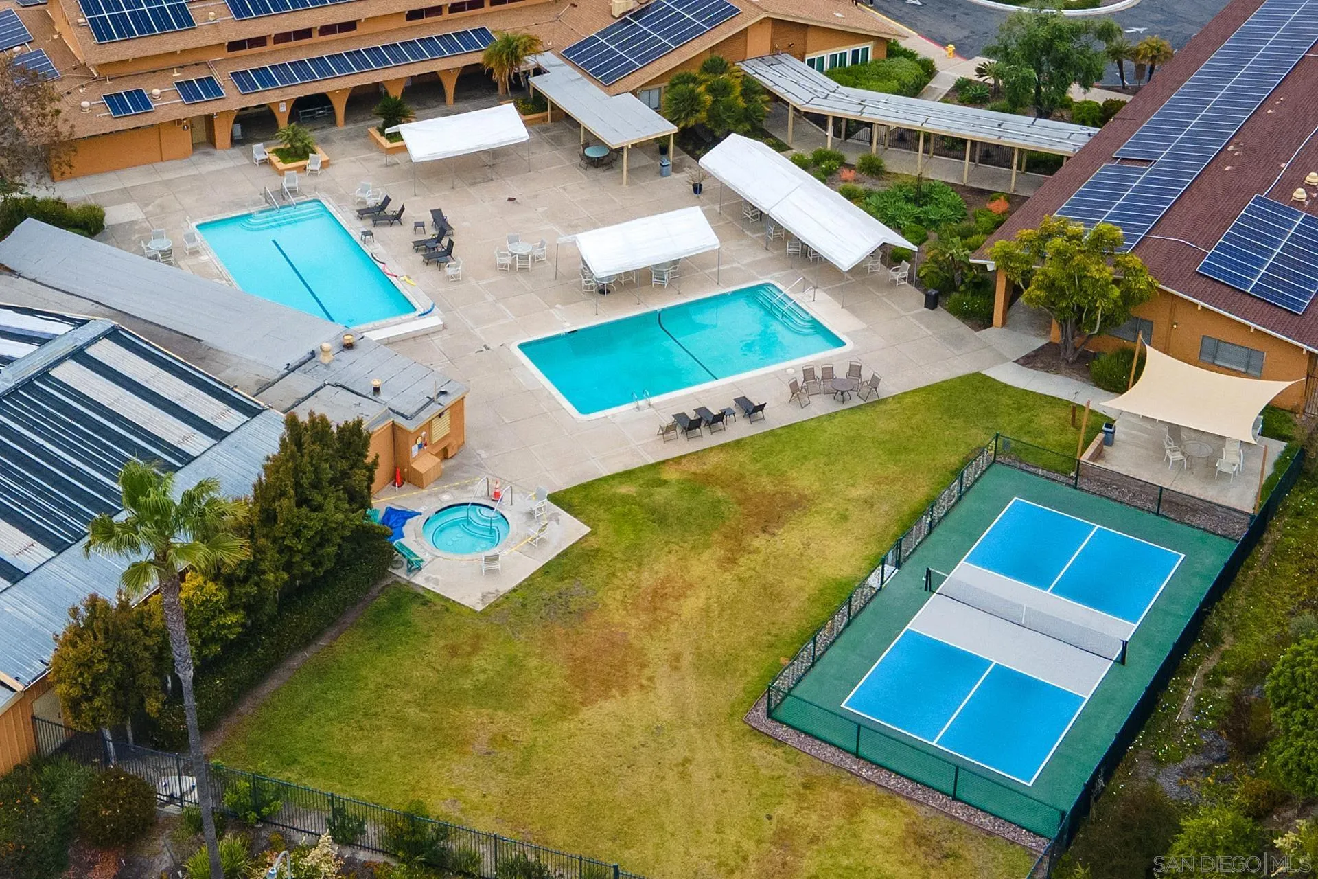 https://cdn.realtyfeed.com/cdn/127/260021813/fd6577a661f1e1bb9c9731b9d8d8860c.webp