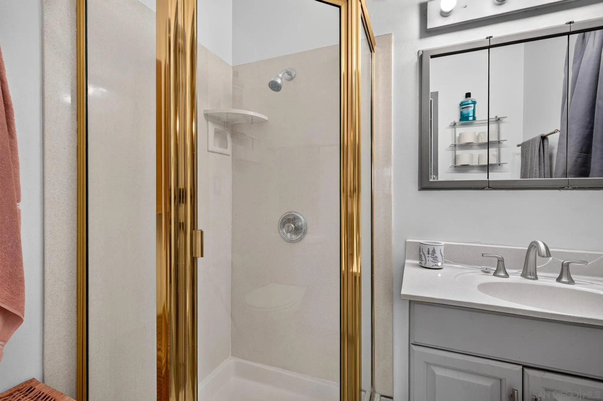 https://cdn.realtyfeed.com/cdn/127/260021814/091539fd20e4af44a76328deb7f7aac3.webp