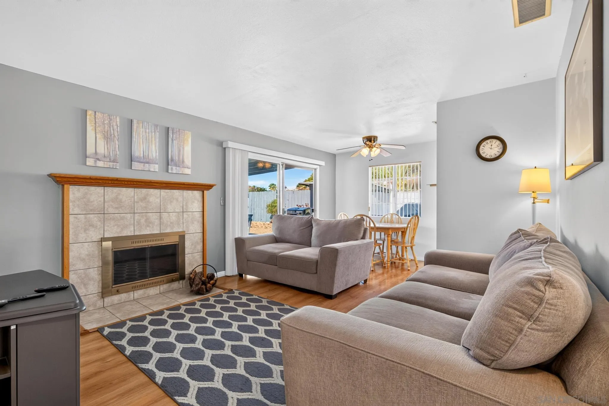 https://cdn.realtyfeed.com/cdn/127/260021814/33535a31c6a14c6664307ee998bb75ee.webp