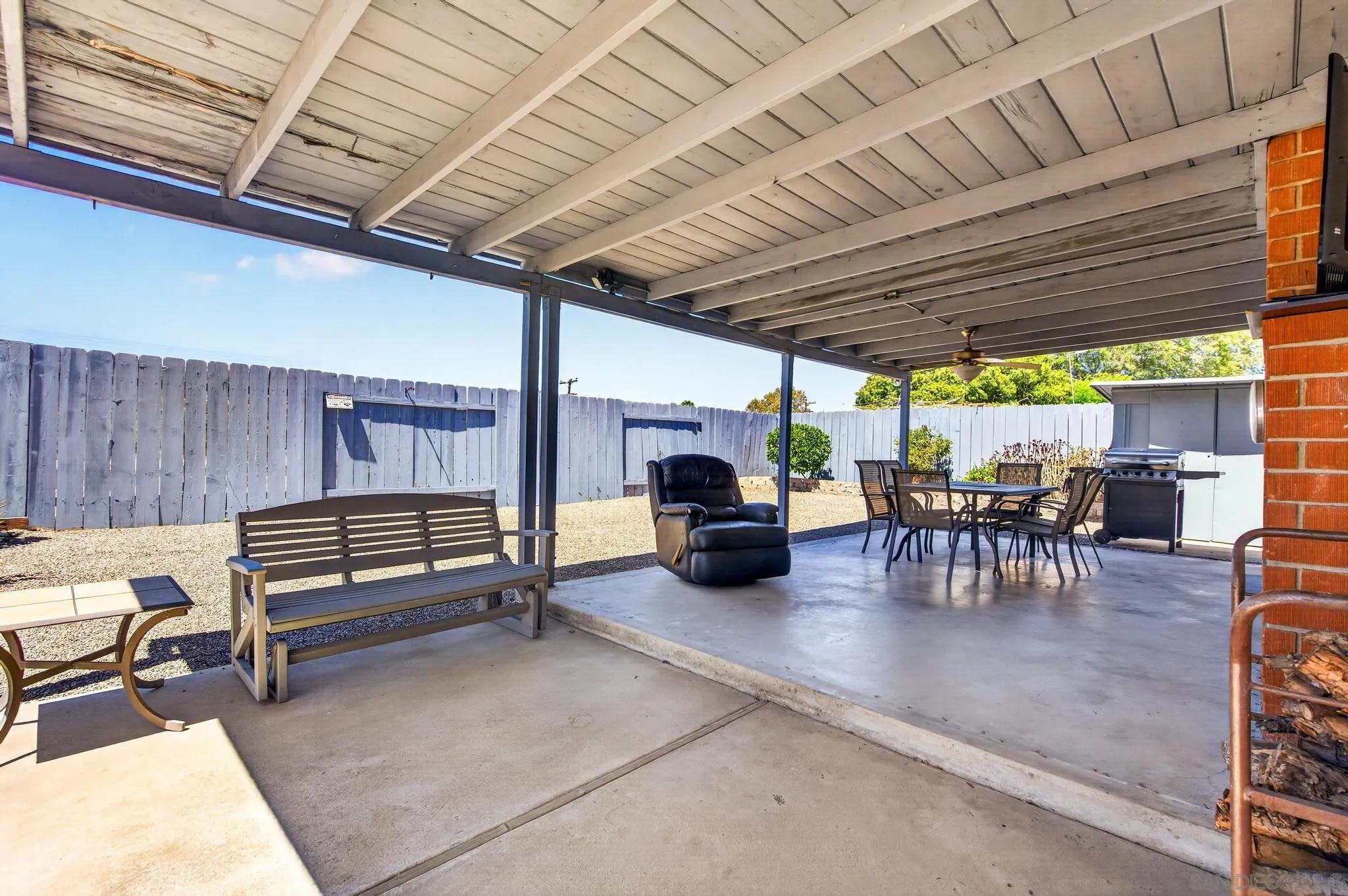 https://cdn.realtyfeed.com/cdn/127/260021814/67250525634bf9a73cedfa6fc2d38a6a.webp