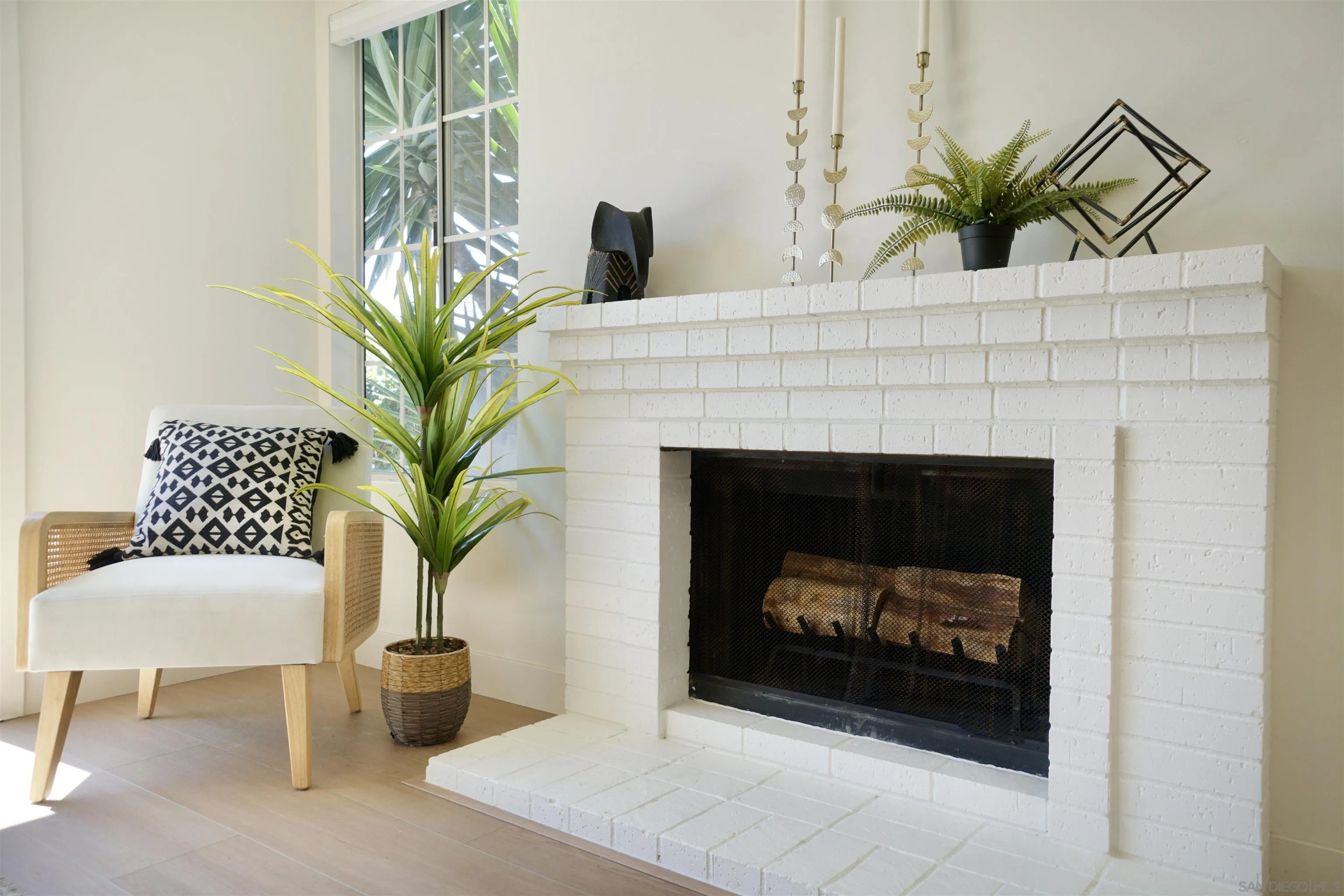 2877 Sanford Lane, Carlsbad, CA 92010 - Photo 4 of 31, Carlsbad, CA