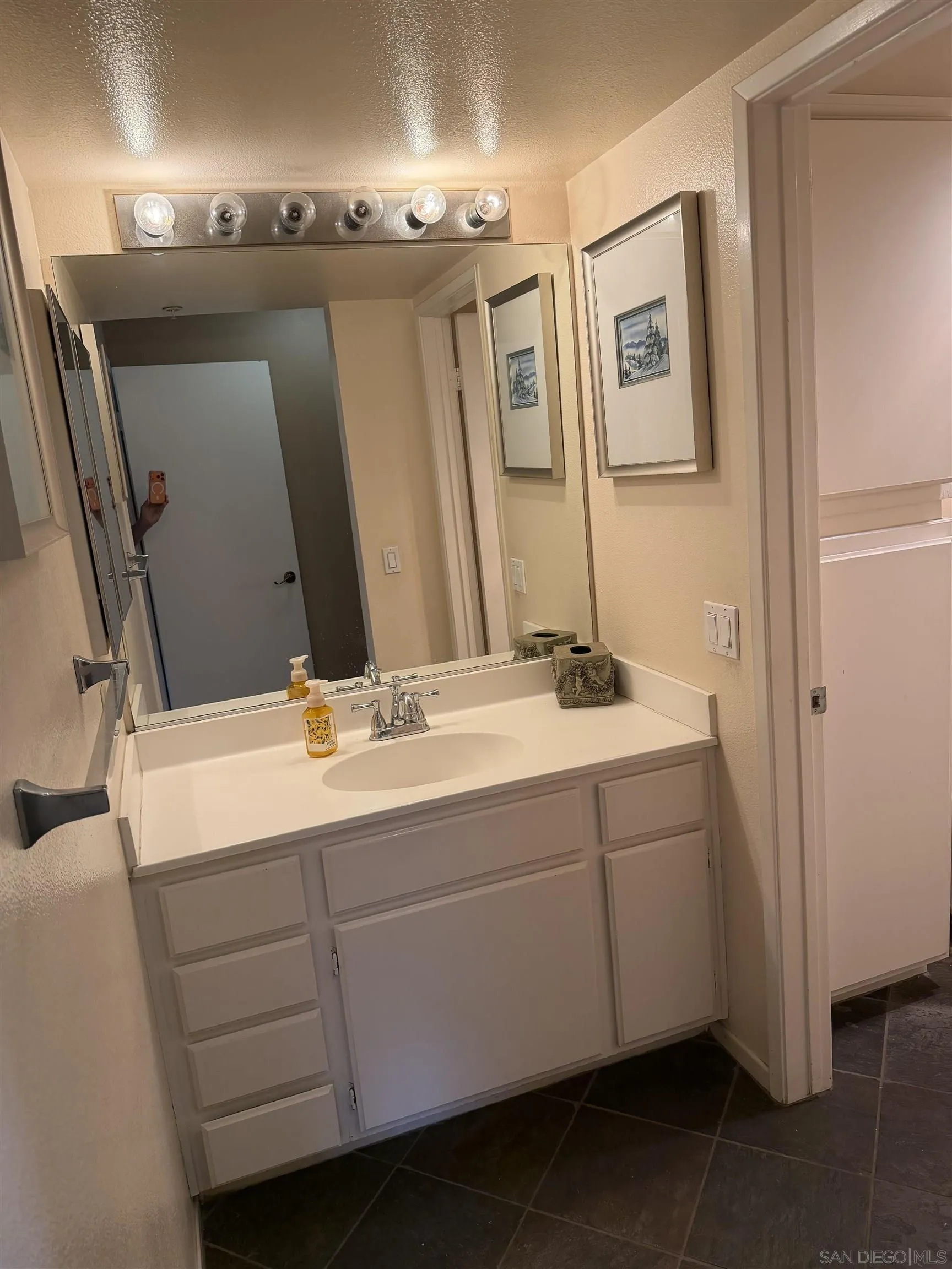https://cdn.realtyfeed.com/cdn/127/260021817/c562a301ee0b523c7fcf81fdfe25f0bd.webp
