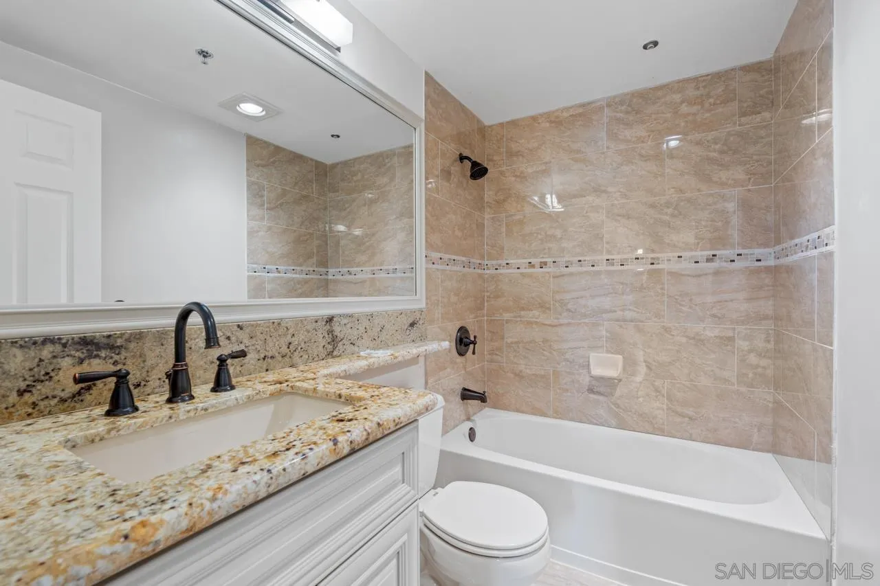 3890 Nobel #304, San Diego, CA 92122, photo 12