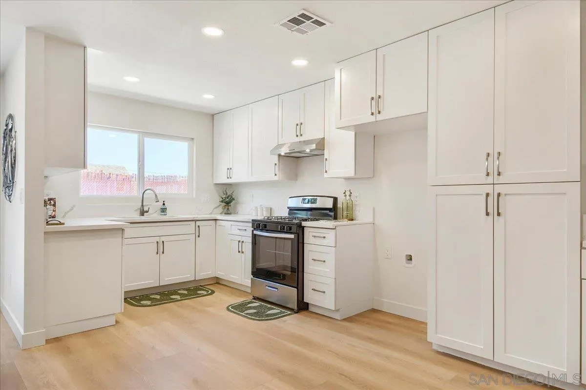 https://cdn.realtyfeed.com/cdn/127/260021819/05f43c707c3ed91fdd59c4a1ff47197e.webp