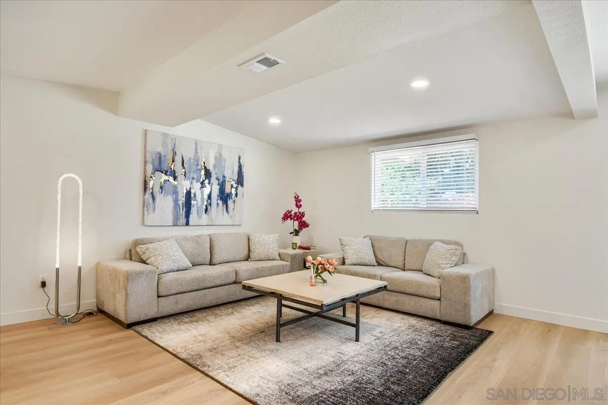 https://cdn.realtyfeed.com/cdn/127/260021819/2f4d3f36f04cfa21d5b39950ed034411.webp