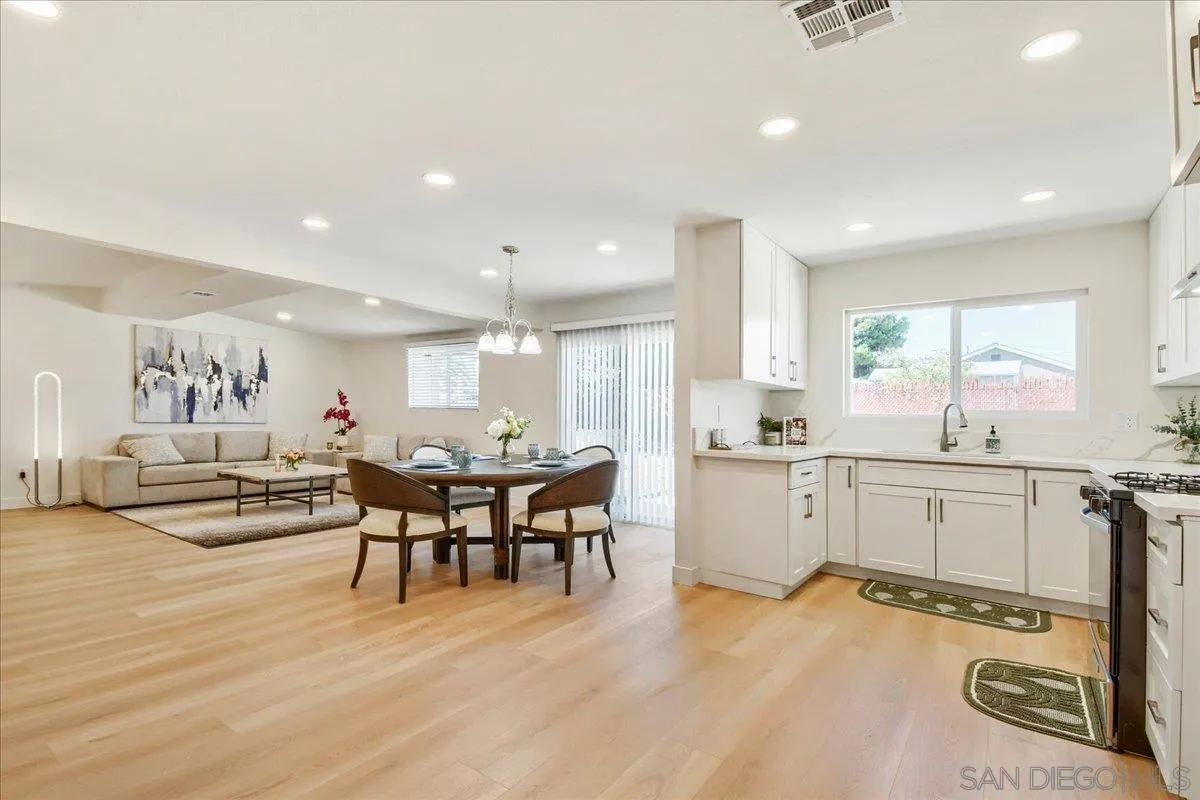 https://cdn.realtyfeed.com/cdn/127/260021819/ea6d3192596ec45f060b19d461432508.webp