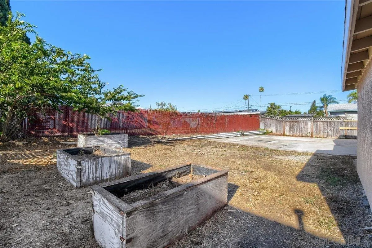 https://cdn.realtyfeed.com/cdn/127/260021819/fe6c8a15d8e74295c76f4a9640b5b3df.webp