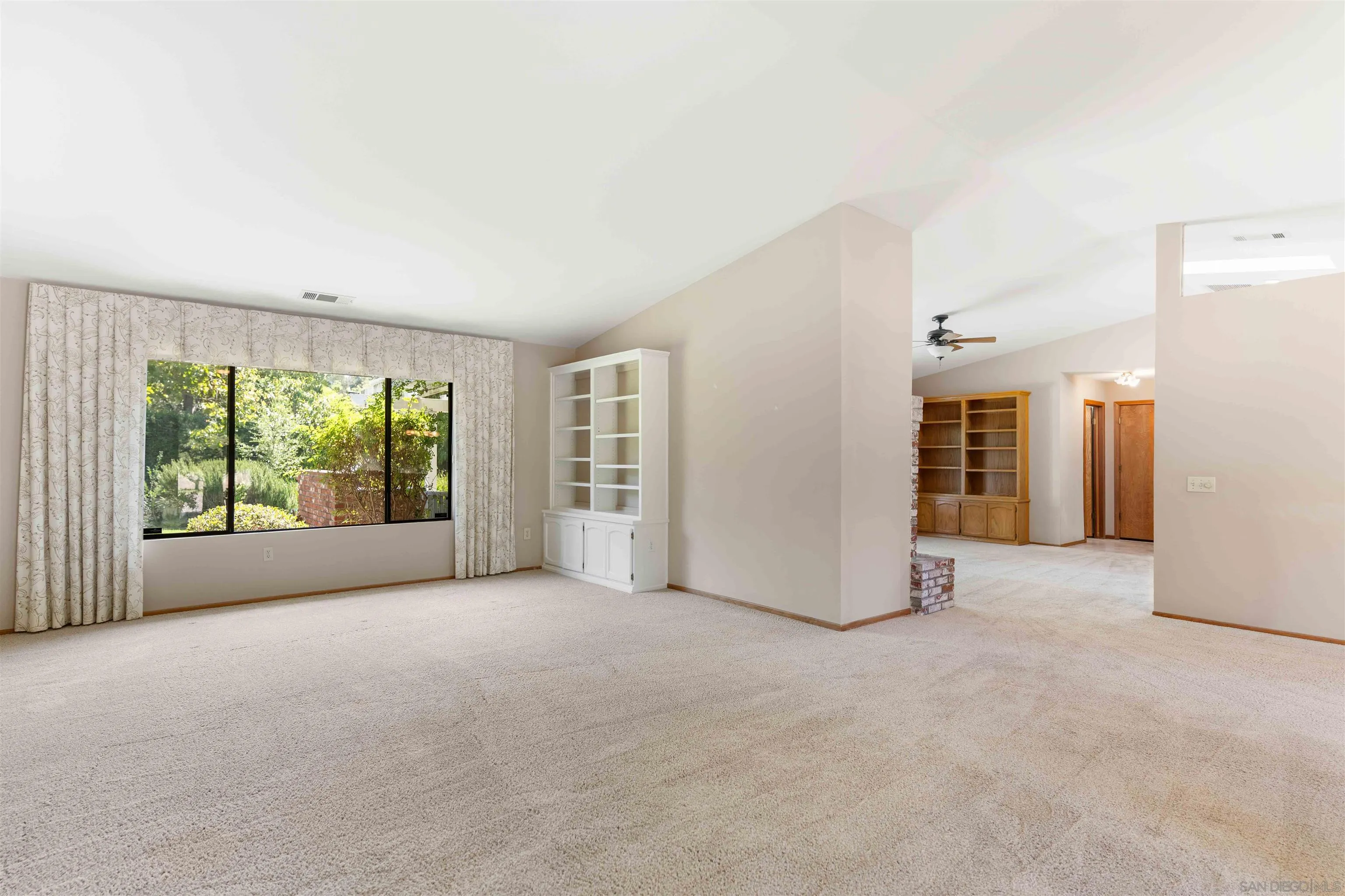 1044 Capra Way, Fallbrook, CA 92028 - Photo 3 of 39, Fallbrook, CA