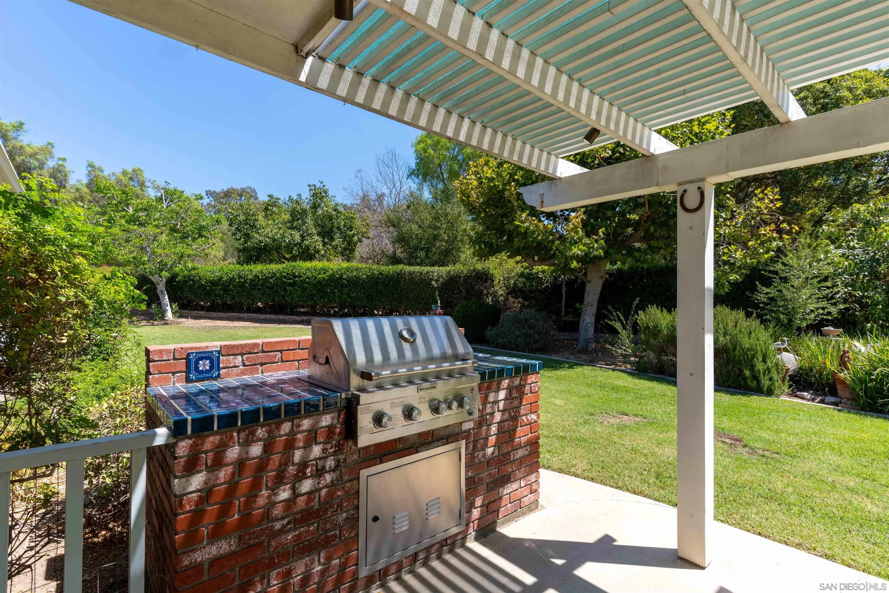 https://cdn.realtyfeed.com/cdn/127/260021820/989dba90c799993015e040b98e279e9c.webp