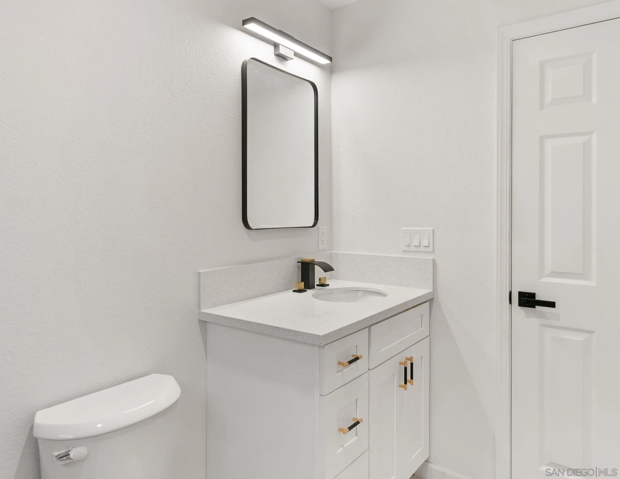 https://cdn.realtyfeed.com/cdn/127/260021821/6e46f9b425cecf50a62c0ad3d9eda263.webp
