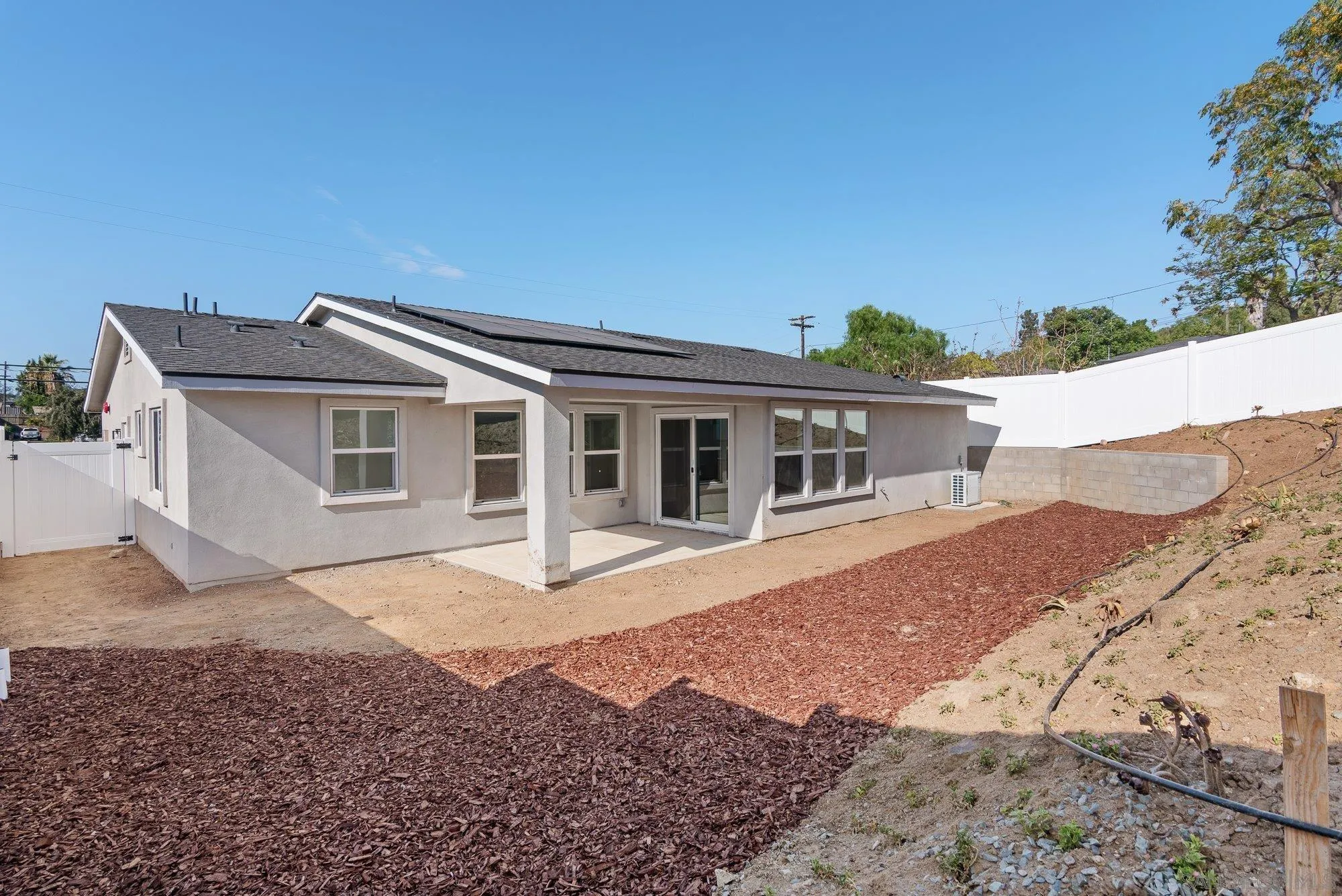https://cdn.realtyfeed.com/cdn/127/260021821/81657cbd4b4ba0bb83d1baf1ad300242.webp