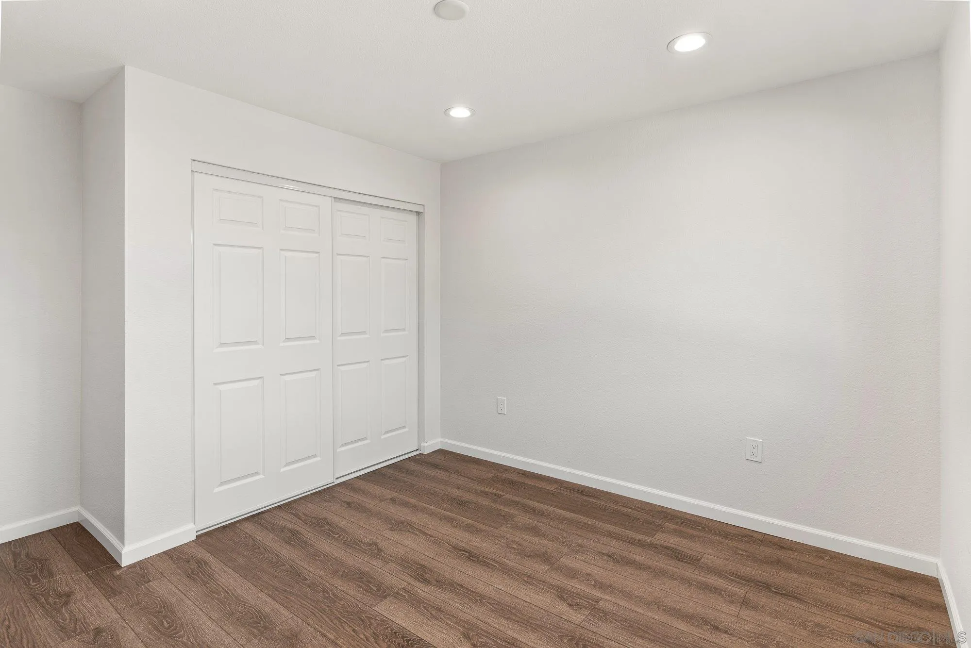 https://cdn.realtyfeed.com/cdn/127/260021821/b7241c8f198b6def816ad9617226e433.webp