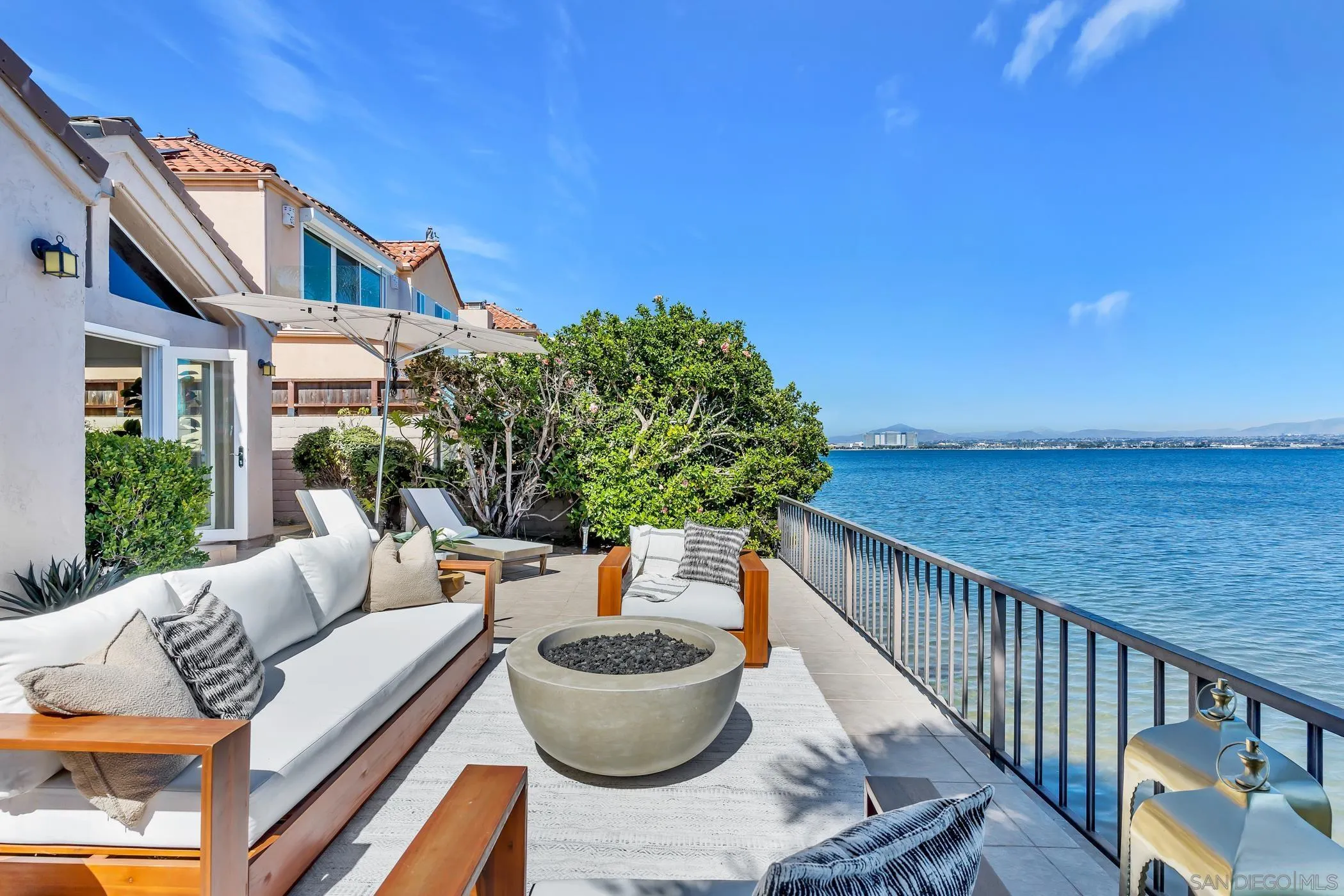 https://cdn.realtyfeed.com/cdn/127/260021823/2b64be119369d8176c0330aca53ea61e.webp