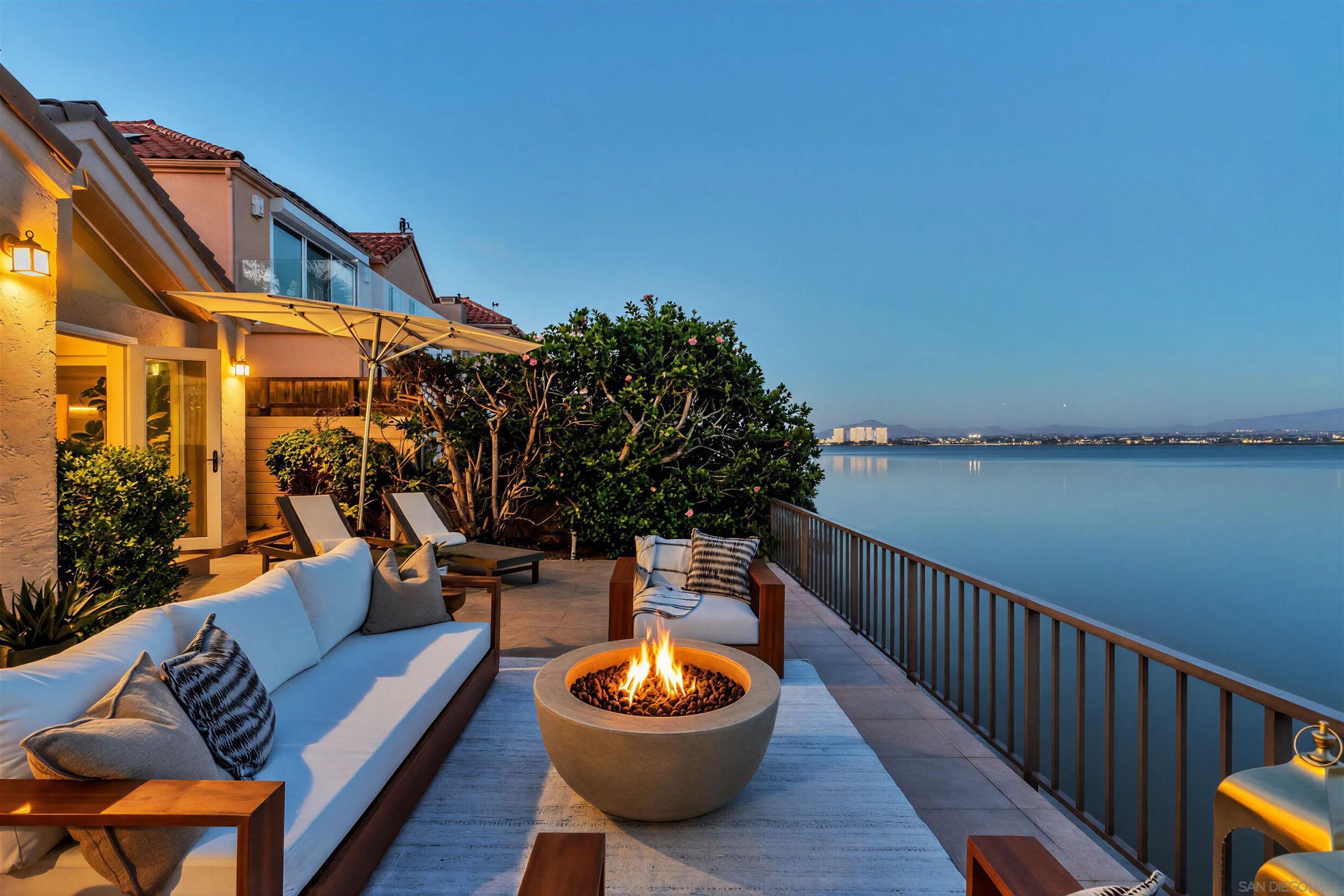 https://cdn.realtyfeed.com/cdn/127/260021823/8a4dd2aee16715209809e0f462c2046d.webp