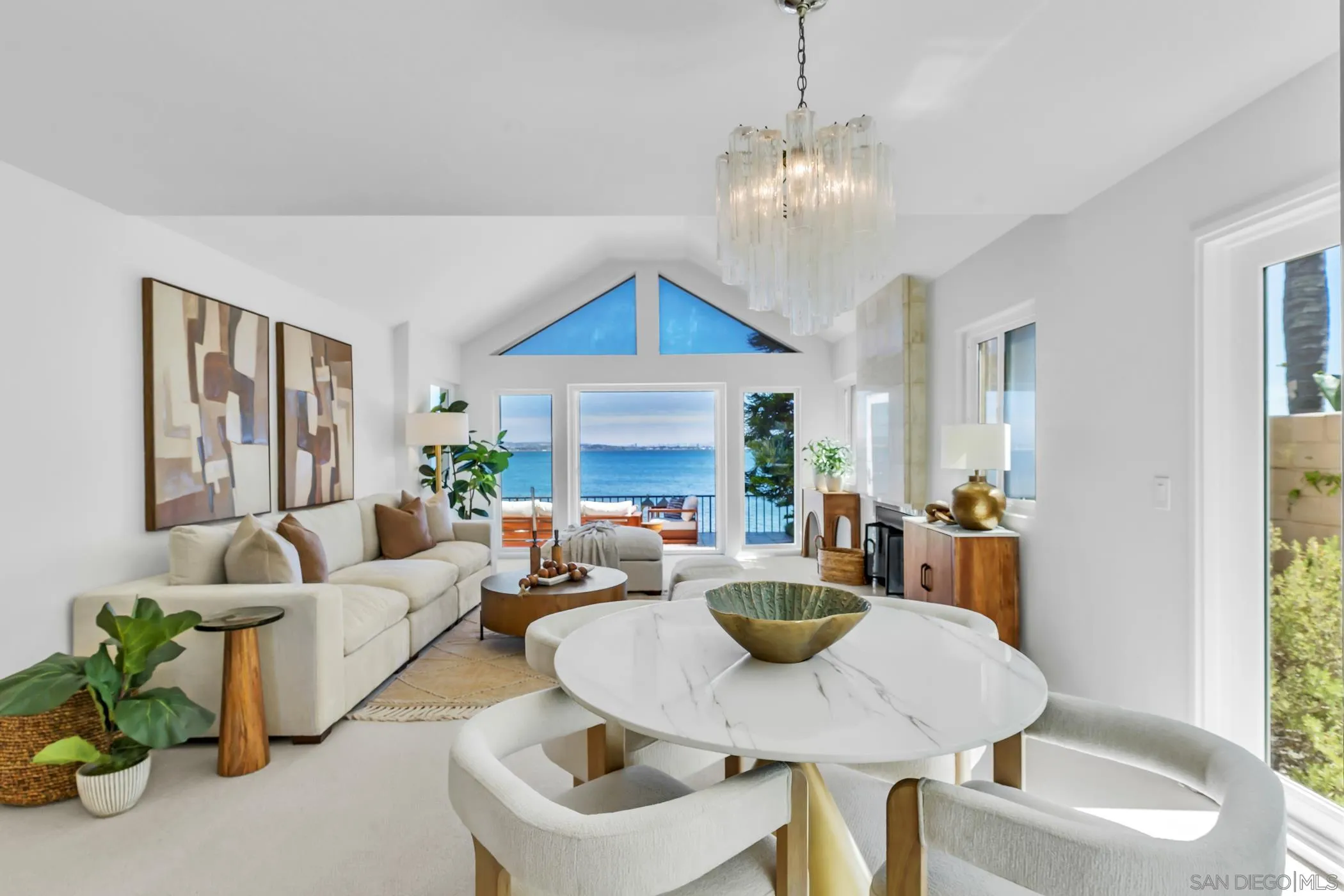 https://cdn.realtyfeed.com/cdn/127/260021823/b52063b2743ab961084067d85b97ee1a.webp