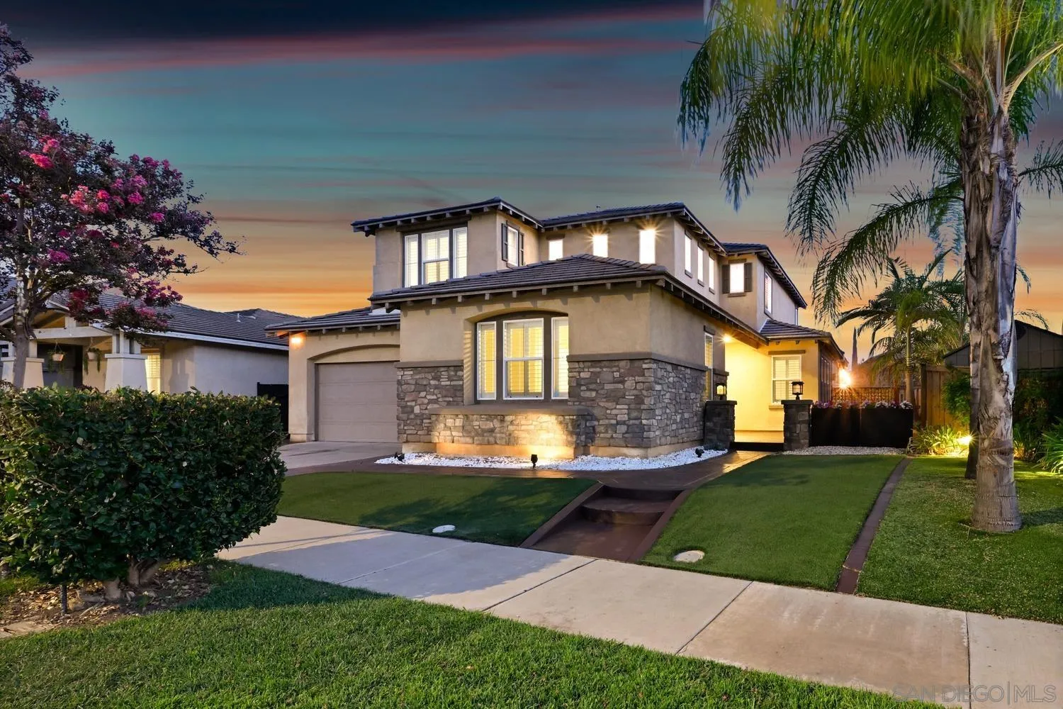 563 Chandler Ct, Escondido, CA 92027 - Main photo, Escondido, CA