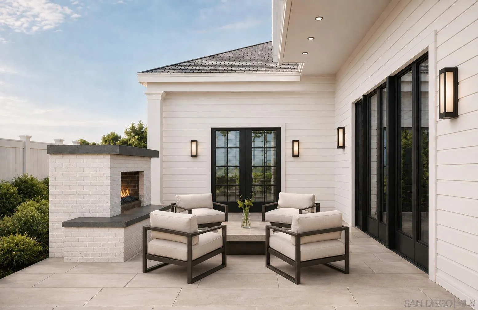 https://cdn.realtyfeed.com/cdn/127/260021825/0d3fed5b31f1895f2c2c4f9b008cab39.webp