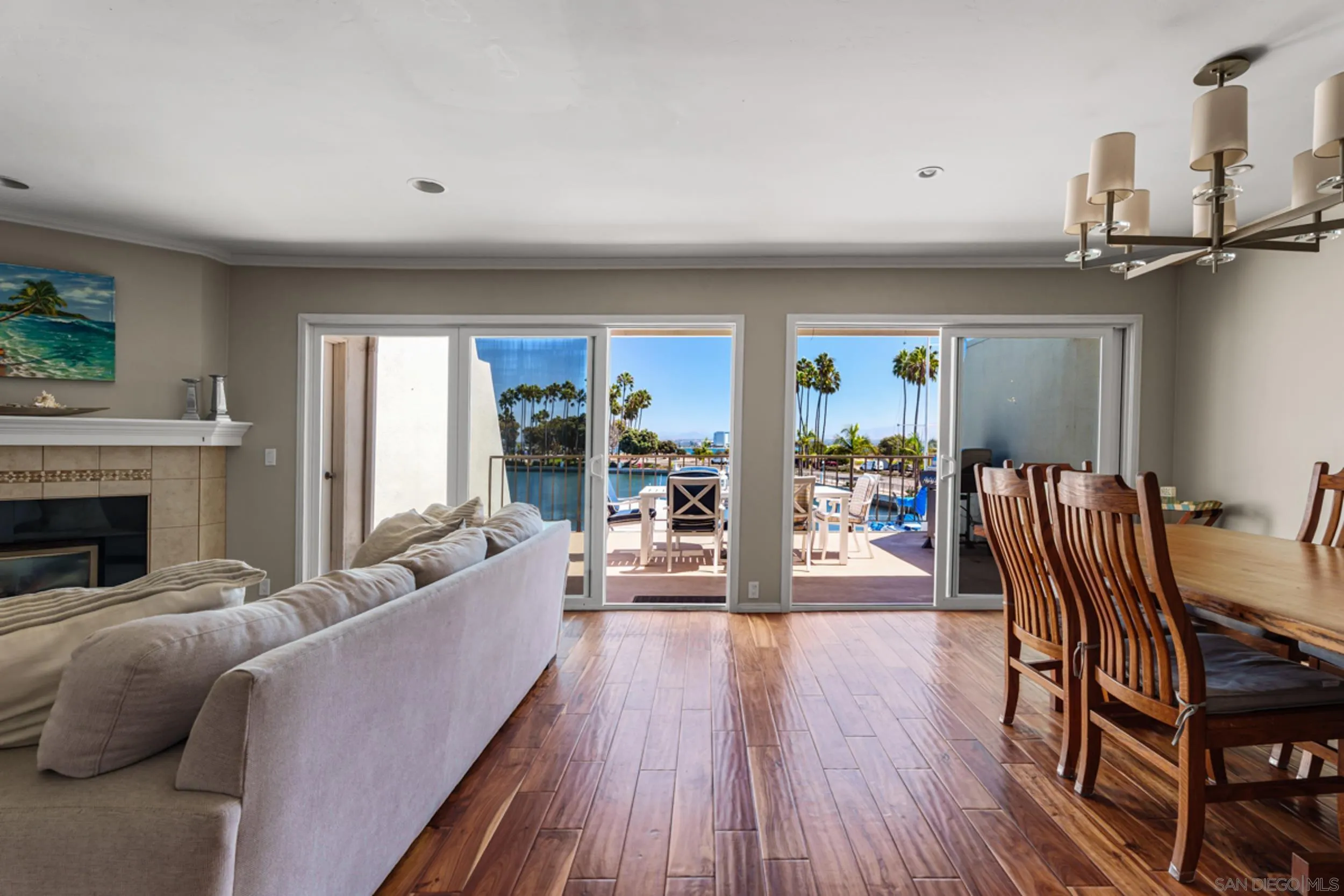 https://cdn.realtyfeed.com/cdn/127/260021826/2b10fba7074cb3cb7fed208697796d4b.webp
