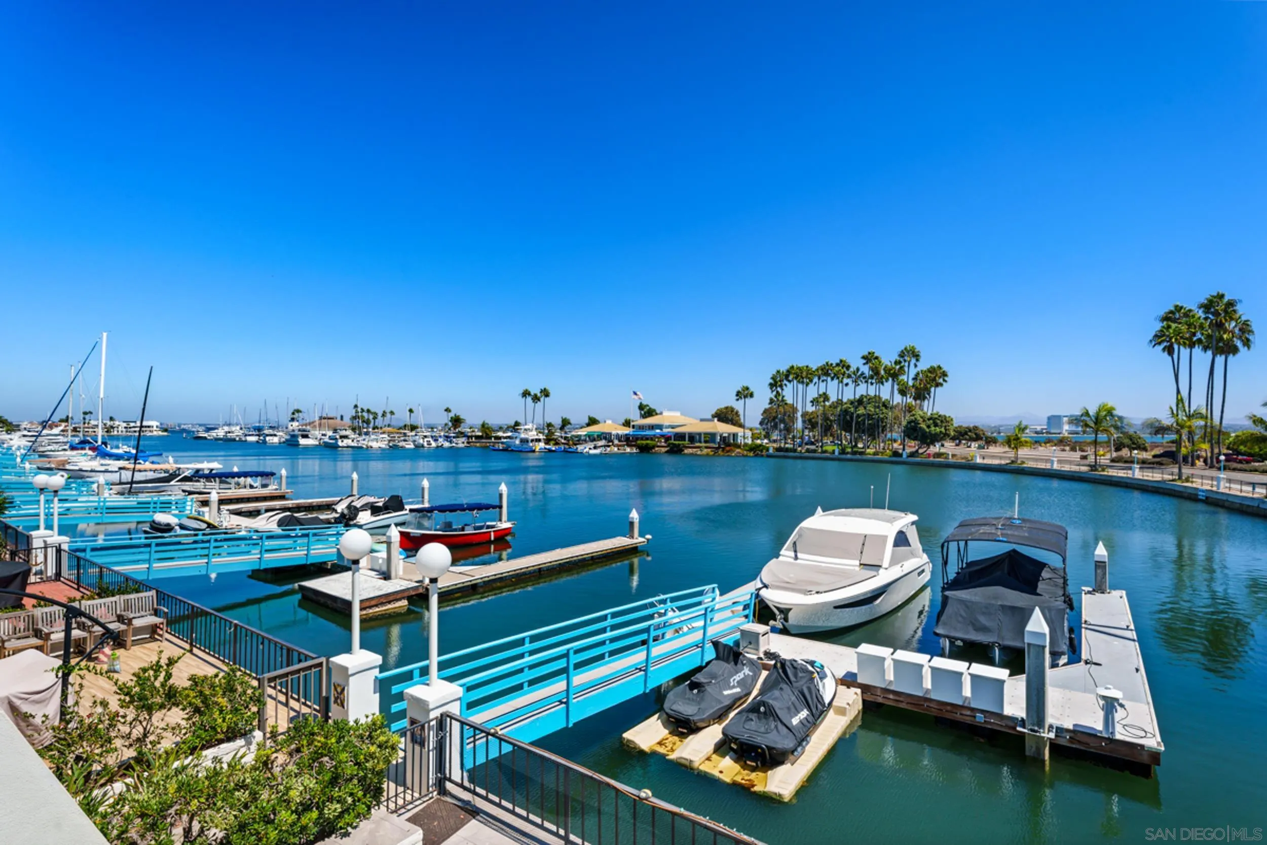 https://cdn.realtyfeed.com/cdn/127/260021826/2d9dd0798c340a1049643c2970804eea.webp