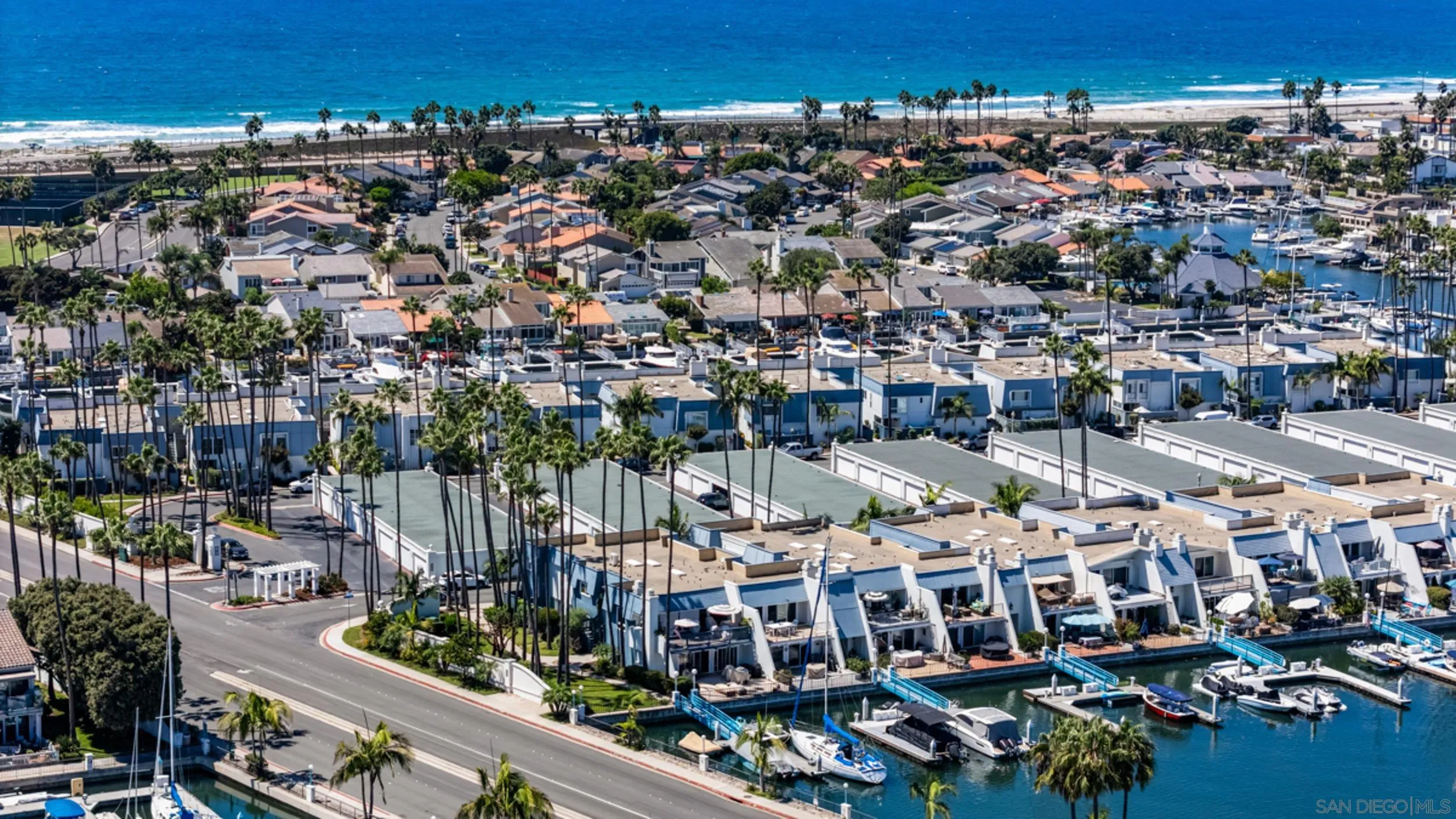https://cdn.realtyfeed.com/cdn/127/260021826/5b3a1fbcb28d70b67b5de19dc8322749.webp