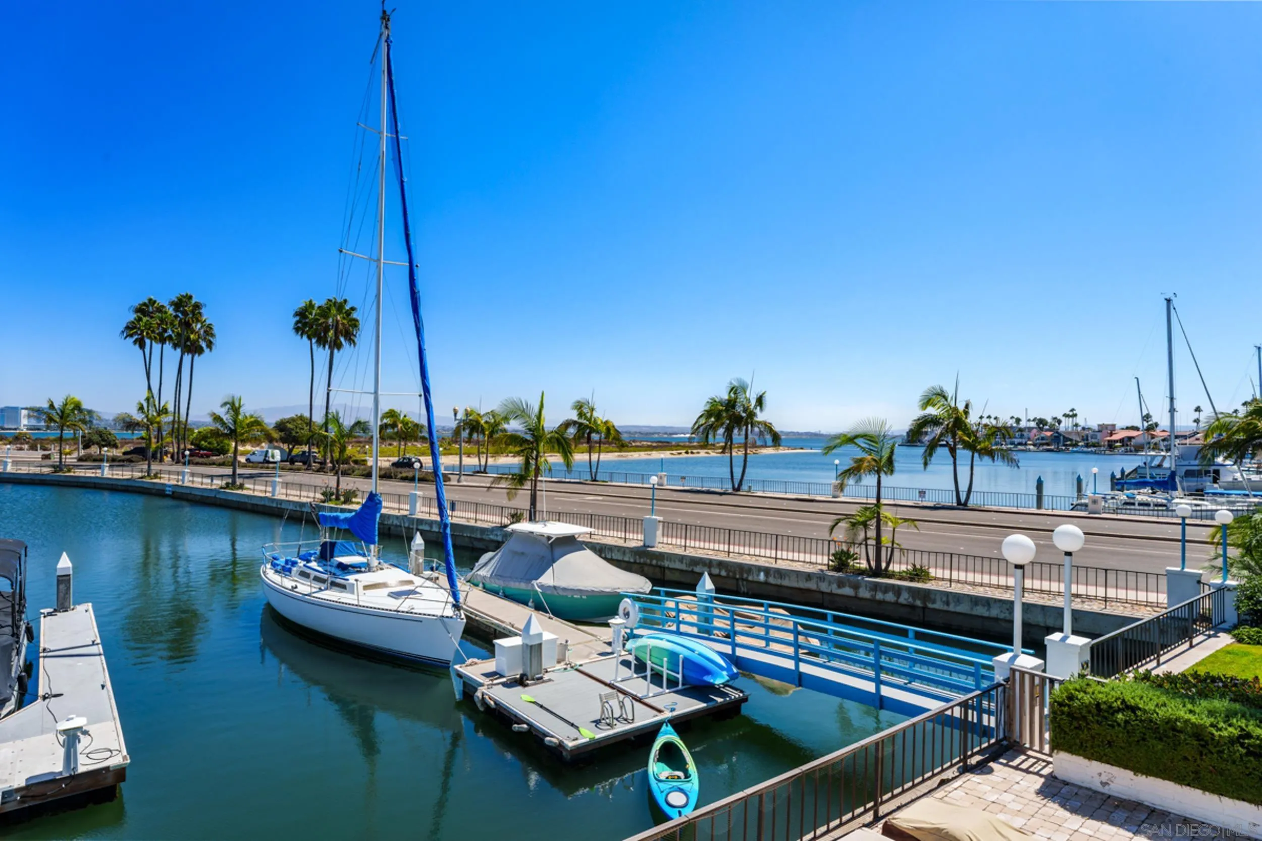 https://cdn.realtyfeed.com/cdn/127/260021826/b16c0f25786df761c3f9d03b526f2472.webp