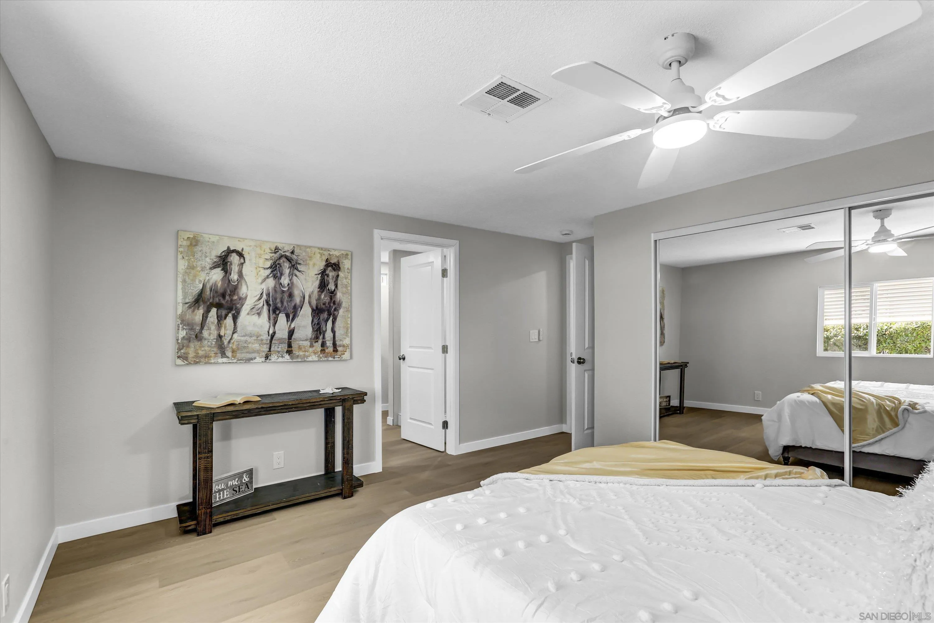 https://cdn.realtyfeed.com/cdn/127/260021827/9a8537d411f00378e64dac4b08dec9f1.webp