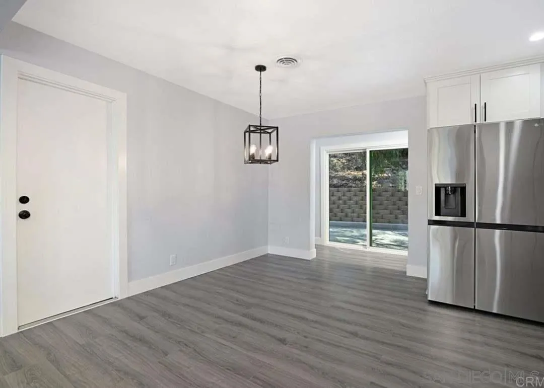 https://cdn.realtyfeed.com/cdn/127/260021831/1b61cece6adfcd6d2f4f63444109b1dc.webp