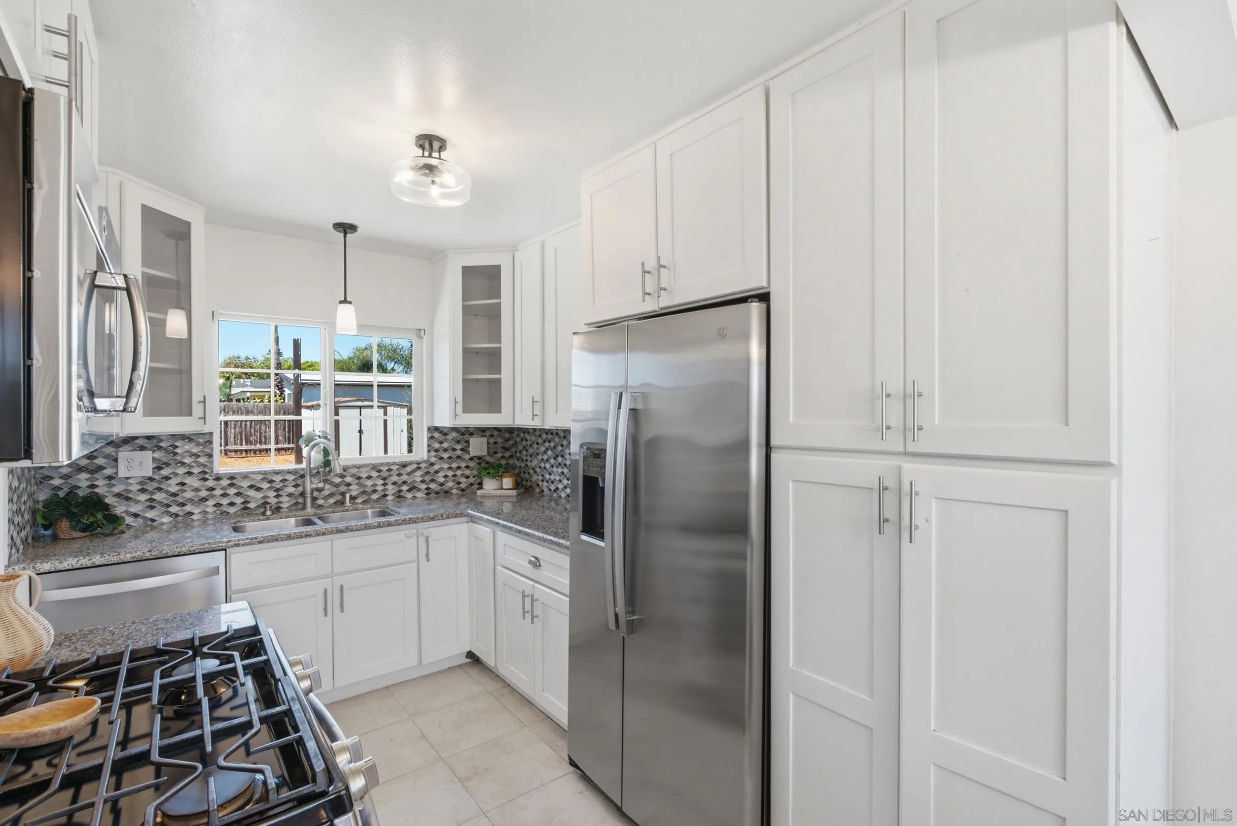 https://cdn.realtyfeed.com/cdn/127/260021843/b12facfda566fb7190786f6a98f62ac8.webp