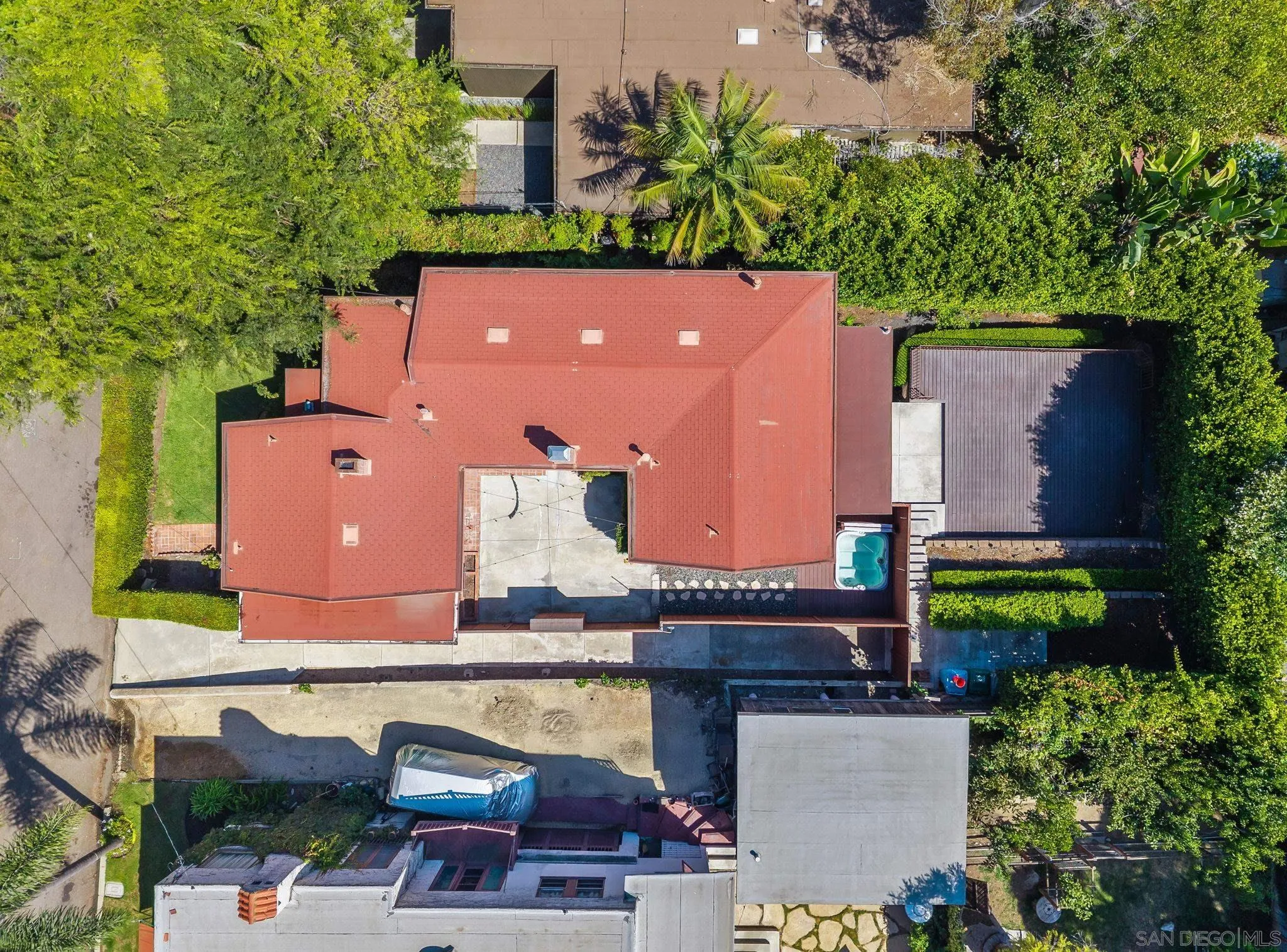https://cdn.realtyfeed.com/cdn/127/260021844/a67c7b834bedb4102f478c61ce1863e4.webp
