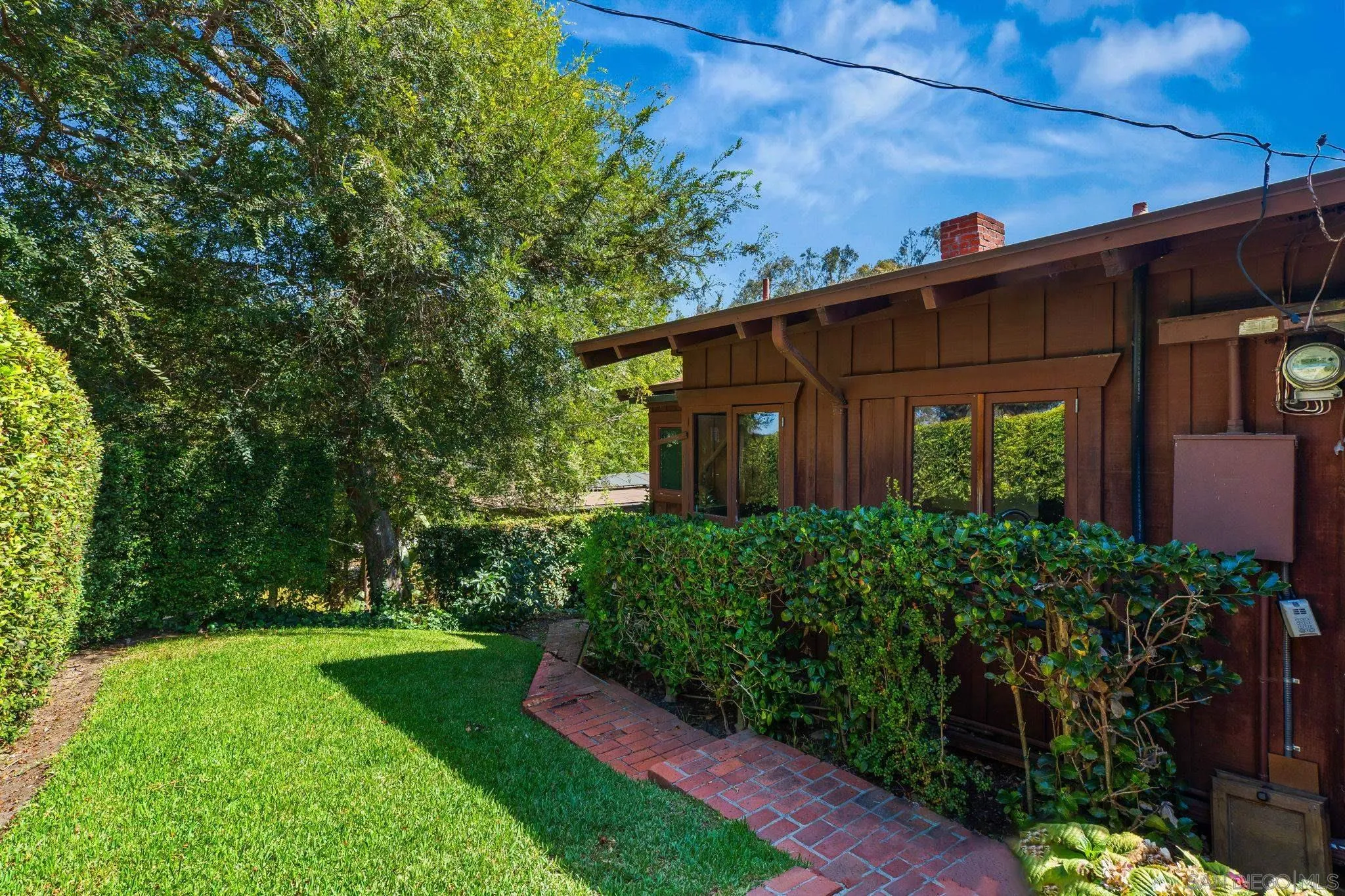 https://cdn.realtyfeed.com/cdn/127/260021844/f824535d83c10b881cde47e7a04ee892.webp