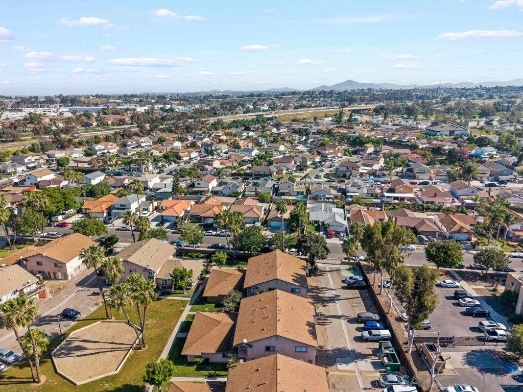https://cdn.realtyfeed.com/cdn/127/260021855/32916a6c7a973d413e47637e0daae630.webp