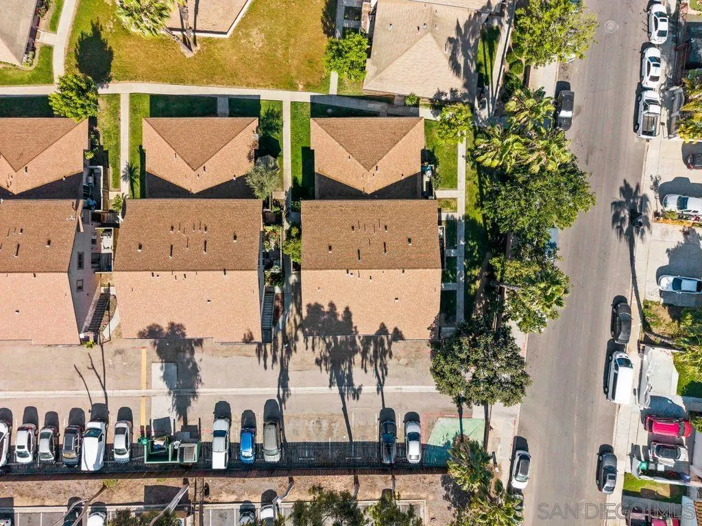 https://cdn.realtyfeed.com/cdn/127/260021855/51146adc3cf26d4b8d53f0a560daed12.webp