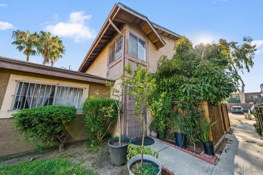 https://cdn.realtyfeed.com/cdn/127/260021855/87c2064422659375afc2b96501d096f0.webp