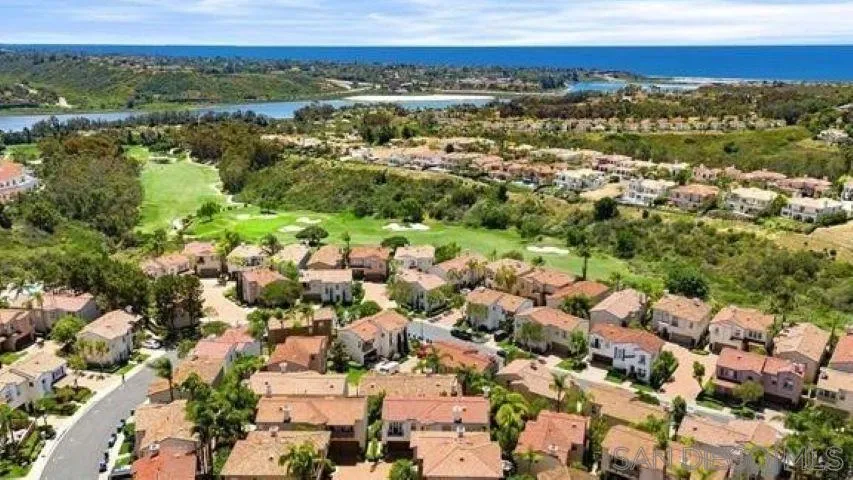 https://cdn.realtyfeed.com/cdn/127/260021858/438a78622e6e63209abd93bc92bdc27f.webp