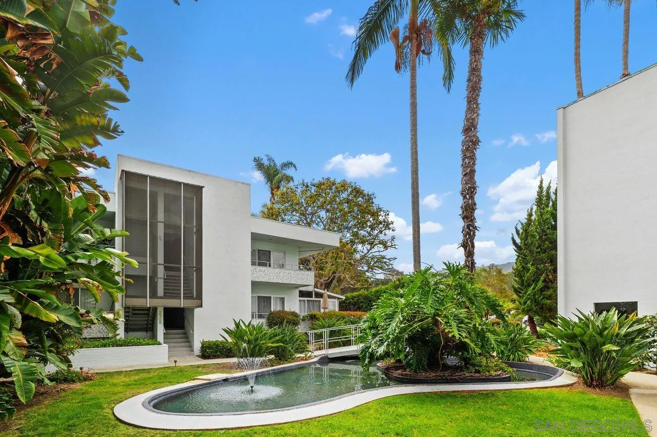 https://cdn.realtyfeed.com/cdn/127/260021860/3a8fbefad950410eb48961cca6efd244.webp