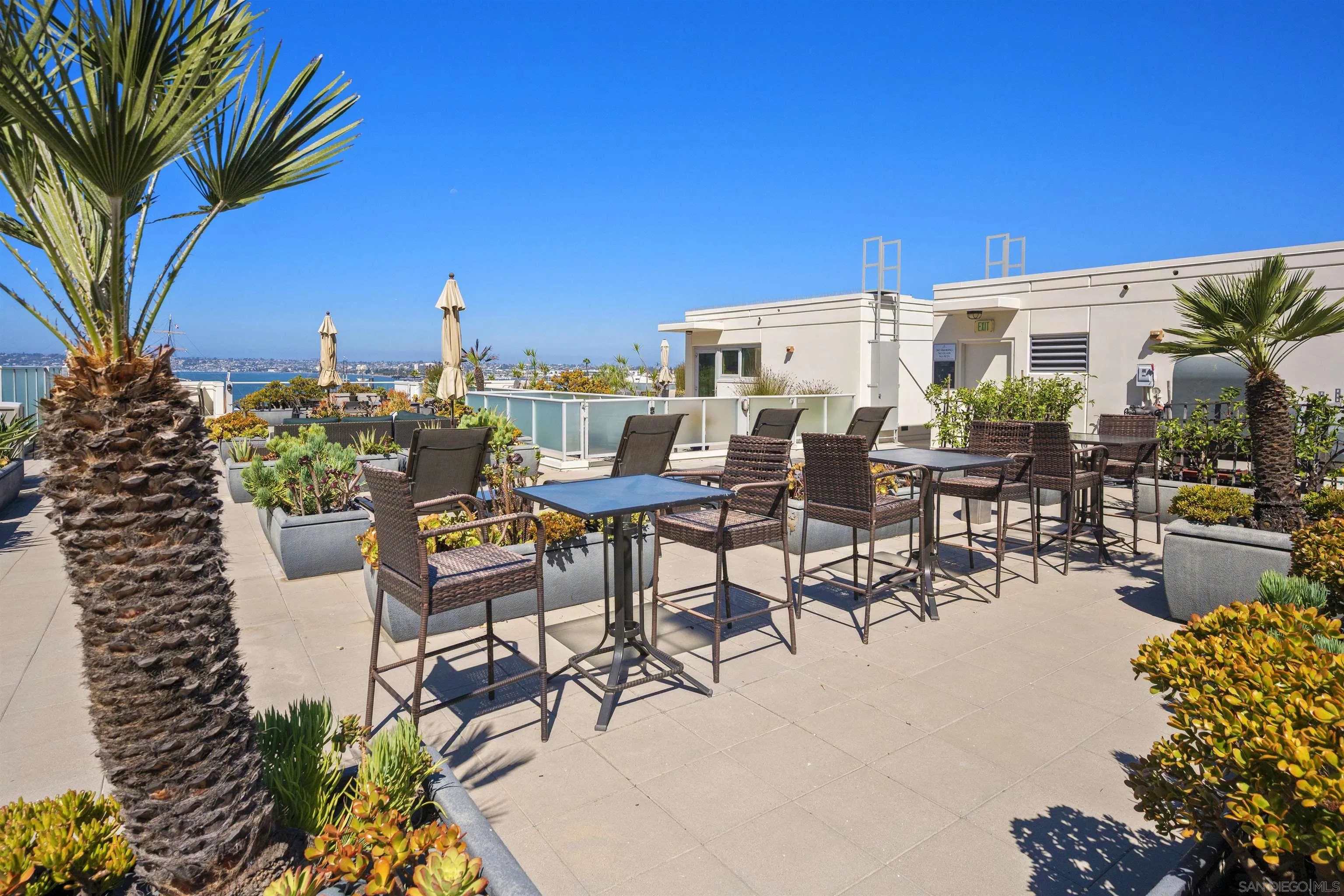 https://cdn.realtyfeed.com/cdn/127/260021861/616273ab6de2621d0b1a7c2758d5b3ce.webp