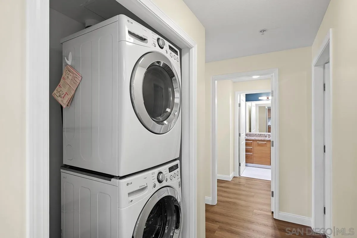 https://cdn.realtyfeed.com/cdn/127/260021861/8ad9ad964c86656989d9a162fc86a99d.webp
