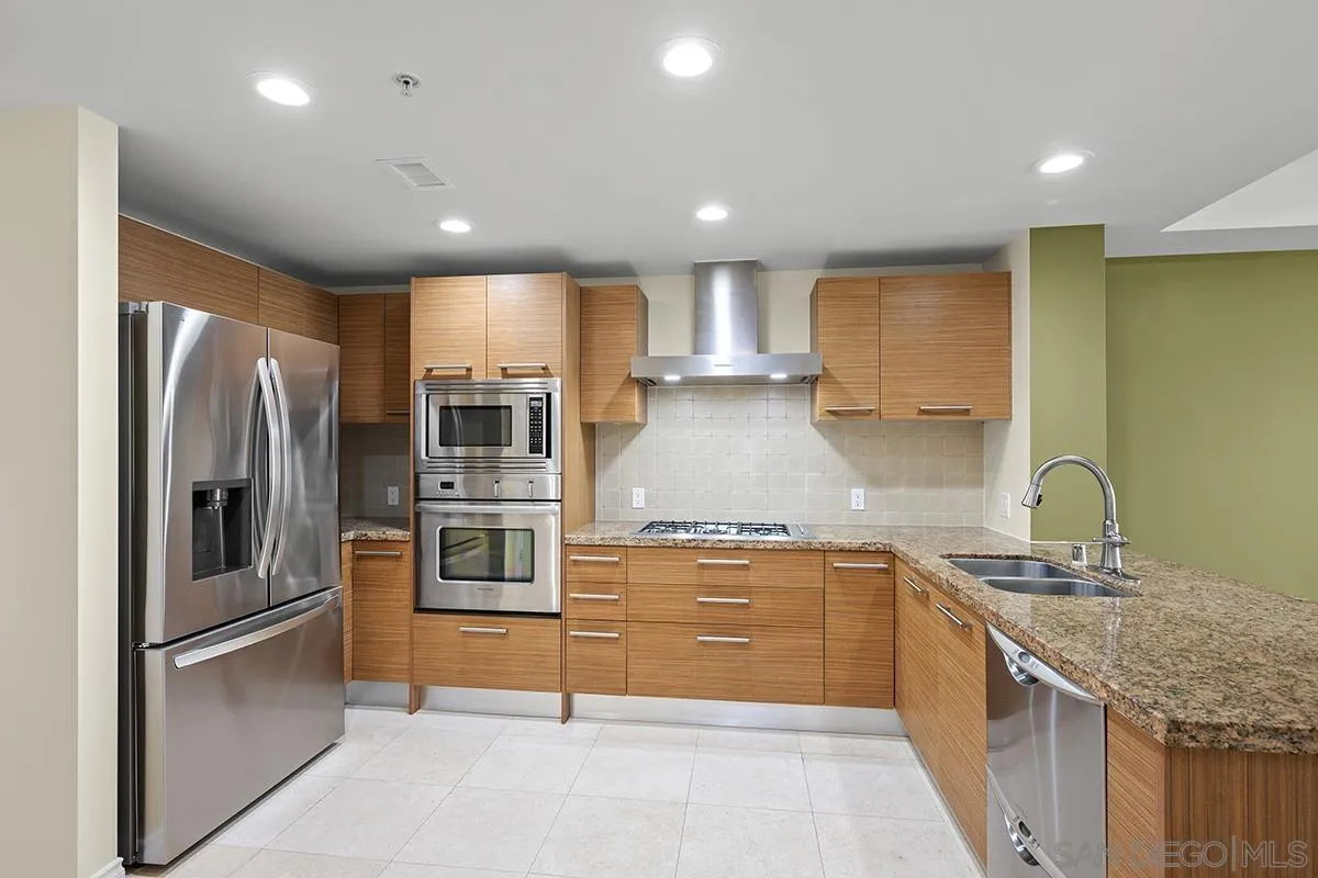 https://cdn.realtyfeed.com/cdn/127/260021861/93a26168c1651409a7405a30cf4df243.webp