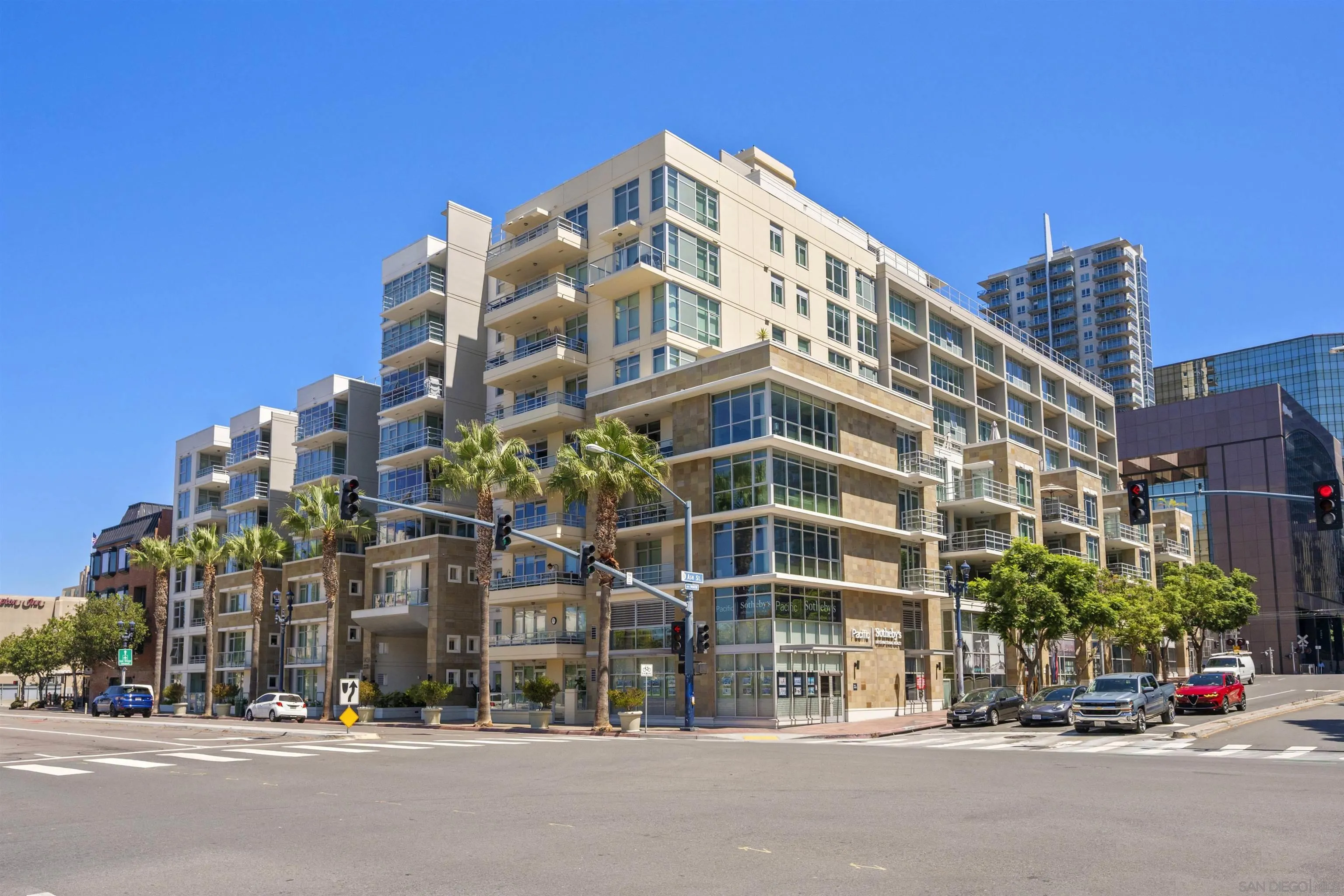 https://cdn.realtyfeed.com/cdn/127/260021861/9b9e146d446e7b272d8094dba4b39bbb.webp