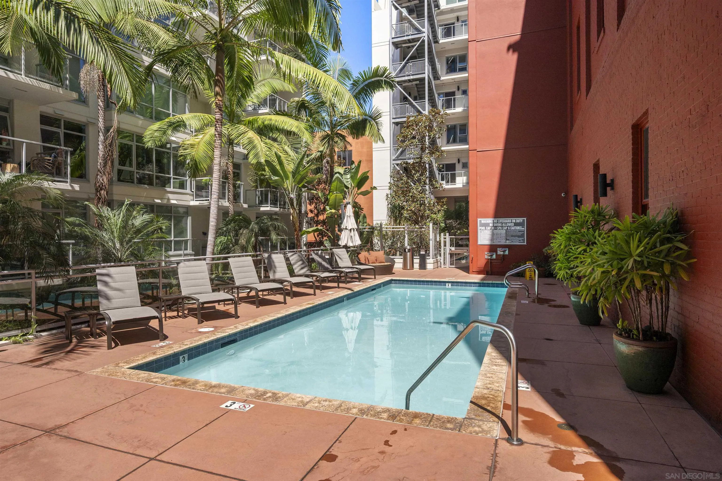 https://cdn.realtyfeed.com/cdn/127/260021861/eac400af142bb701865ee1853b8ceaab.webp
