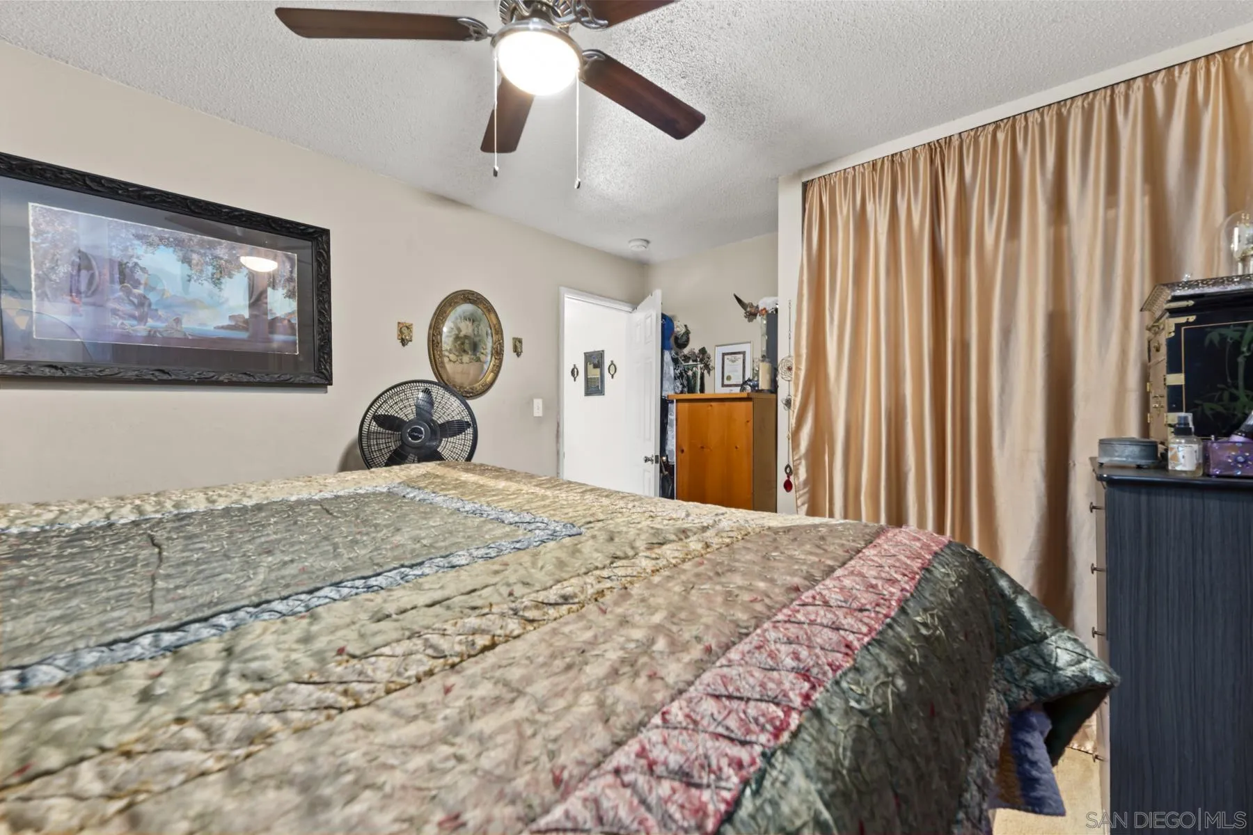 https://cdn.realtyfeed.com/cdn/127/260021862/4b10d0a4e8bb3058e44c6e1e458d917c.webp