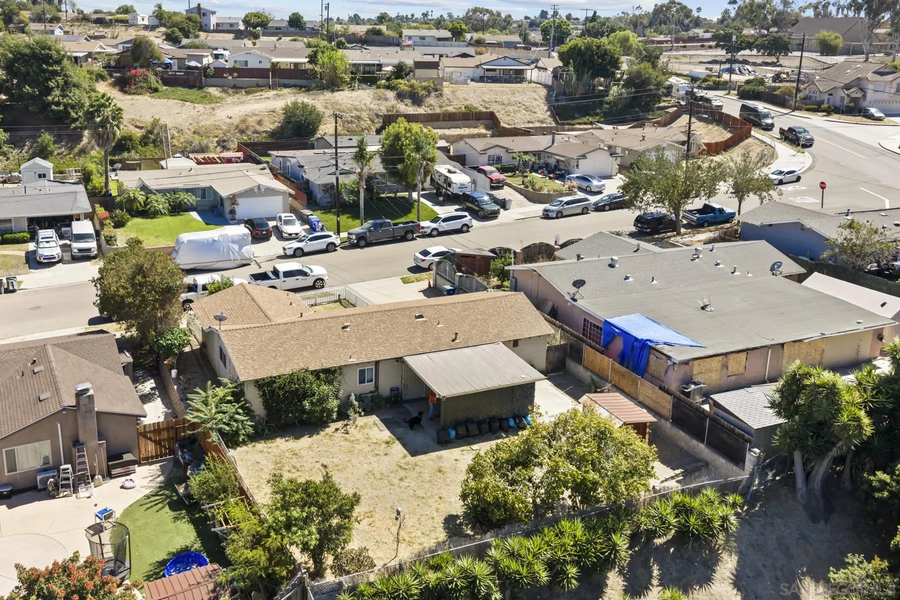 https://cdn.realtyfeed.com/cdn/127/260021862/dffce4ebc21abdc8aa53f38212be43cc.webp