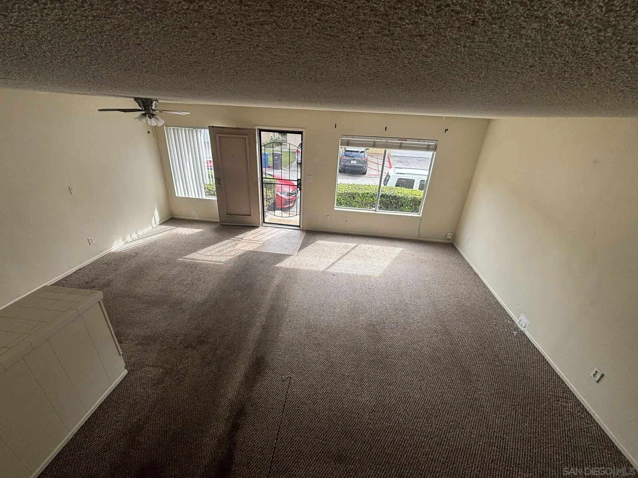 https://cdn.realtyfeed.com/cdn/127/260021863/4d431becae2e1103173f887ef97fedcc.webp