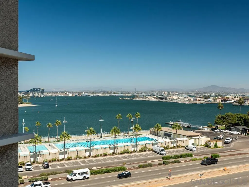 1820 Avenida Del Mundo Unit 706