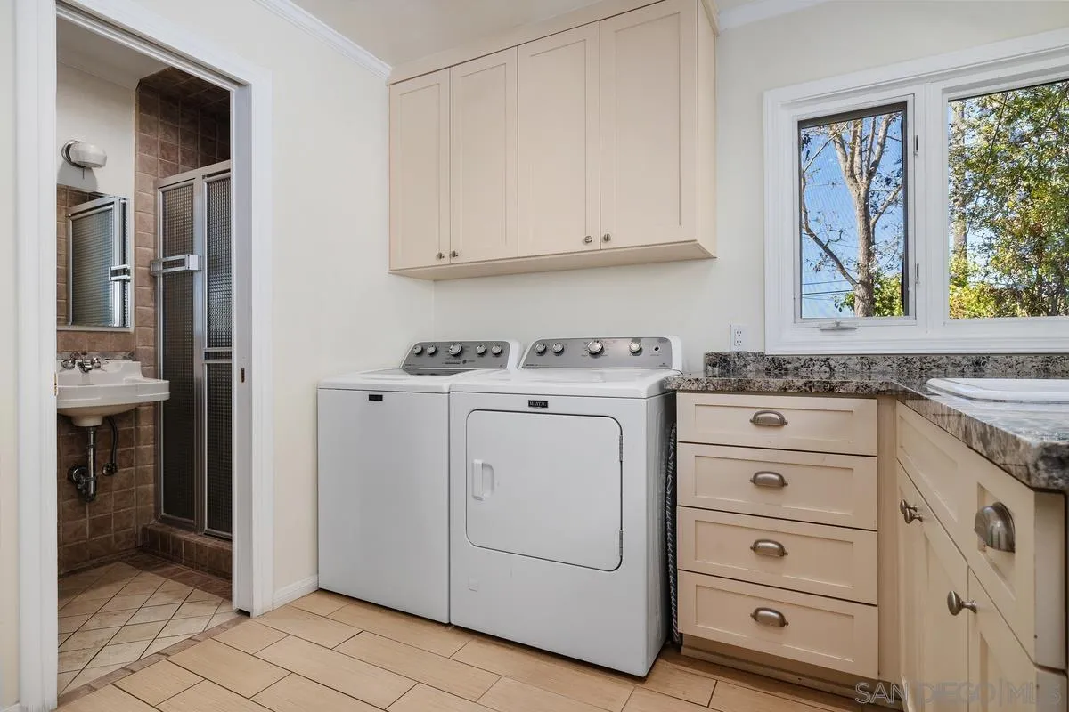 https://cdn.realtyfeed.com/cdn/127/260021875/0aa8276d62b5839f118ed7816a3af2ce.webp