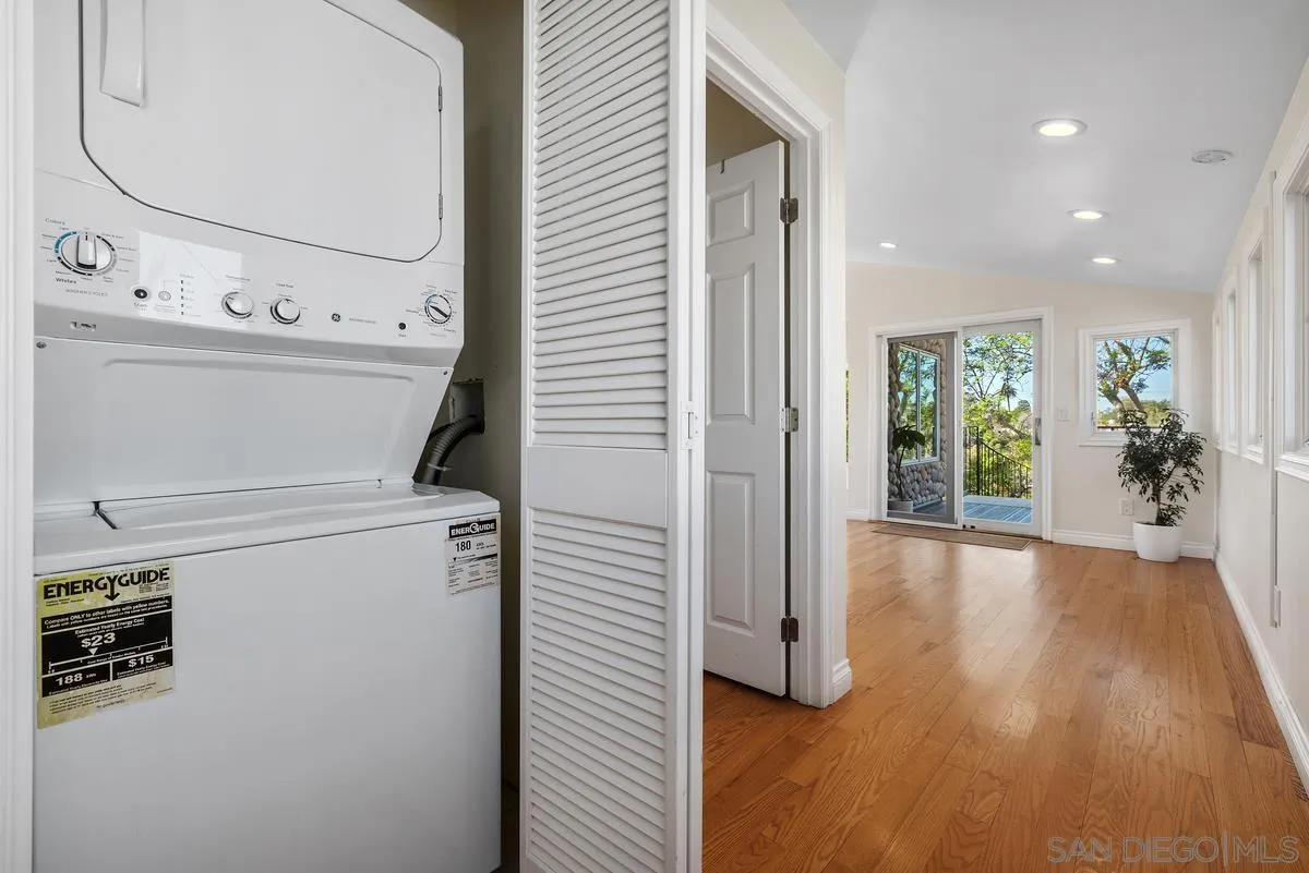 https://cdn.realtyfeed.com/cdn/127/260021875/33393d0eb452e3f8459f91d2a0feb6c2.webp