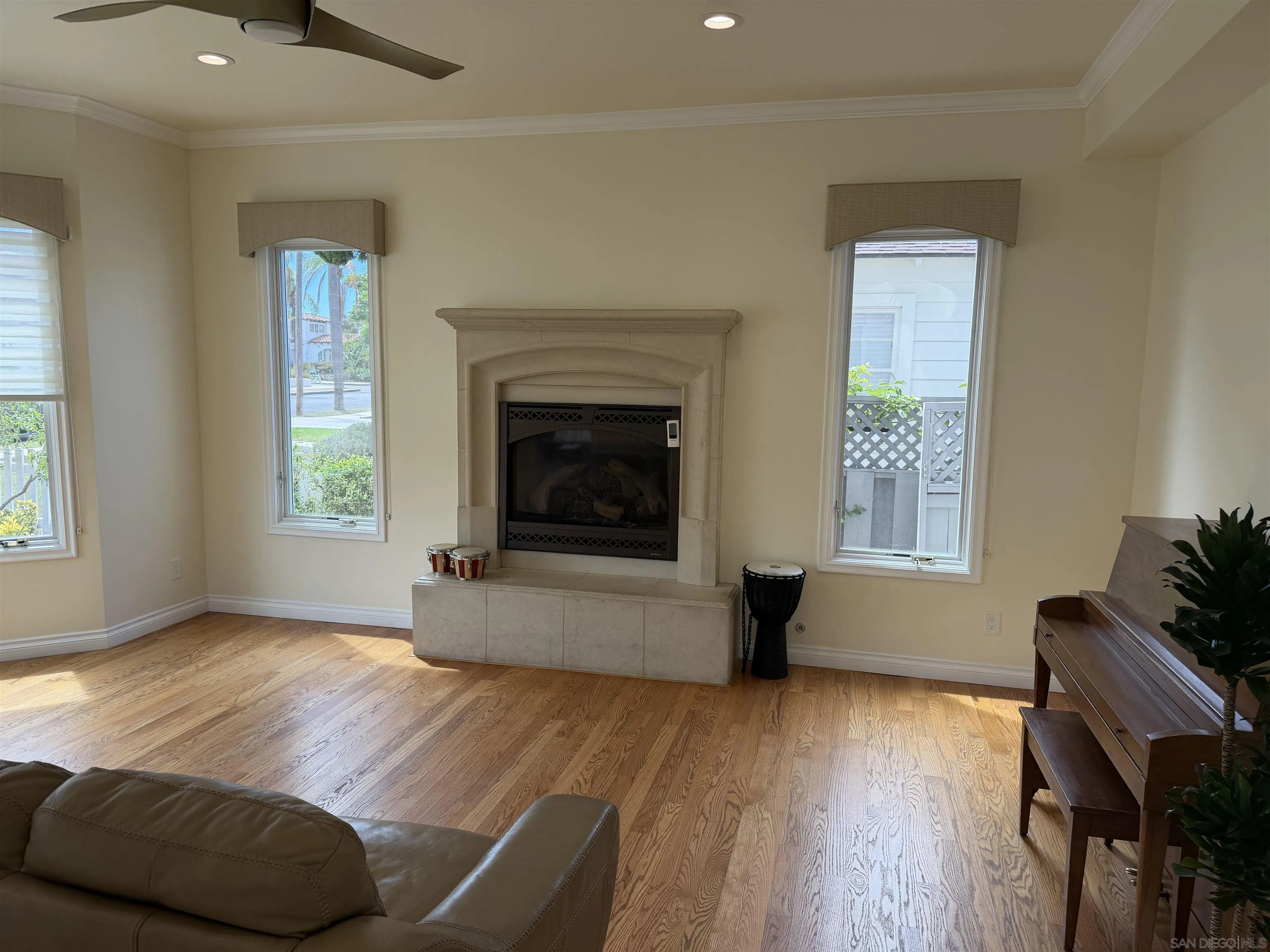 4282 Middlesex Drive, San Diego, CA 92116 - Photo 5 of 54, San Diego, CA