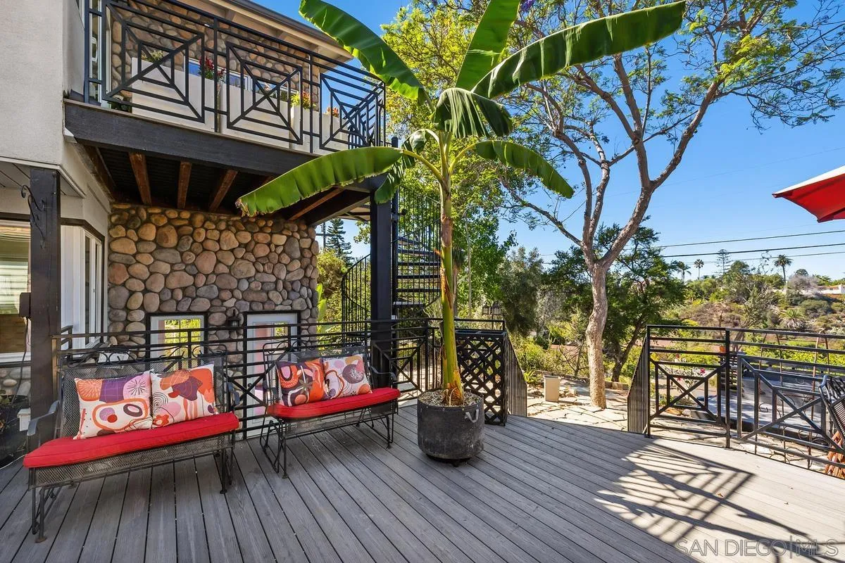 https://cdn.realtyfeed.com/cdn/127/260021875/d97f9735faeb6455e57ed9c30de60d9c.webp